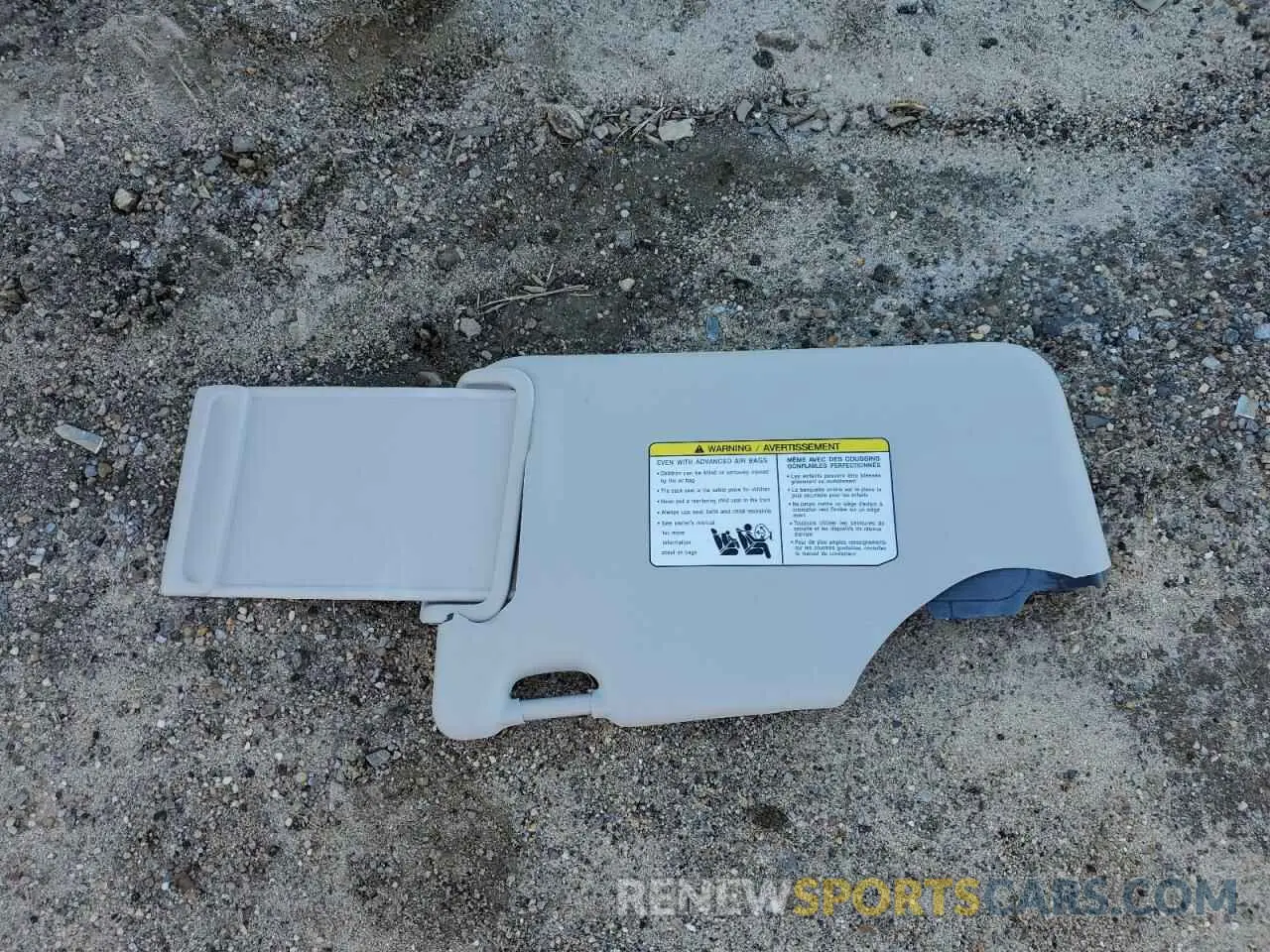 15 Photograph of a damaged car 3N1CP5DVXPL498168 NISSAN KICKS 2023
