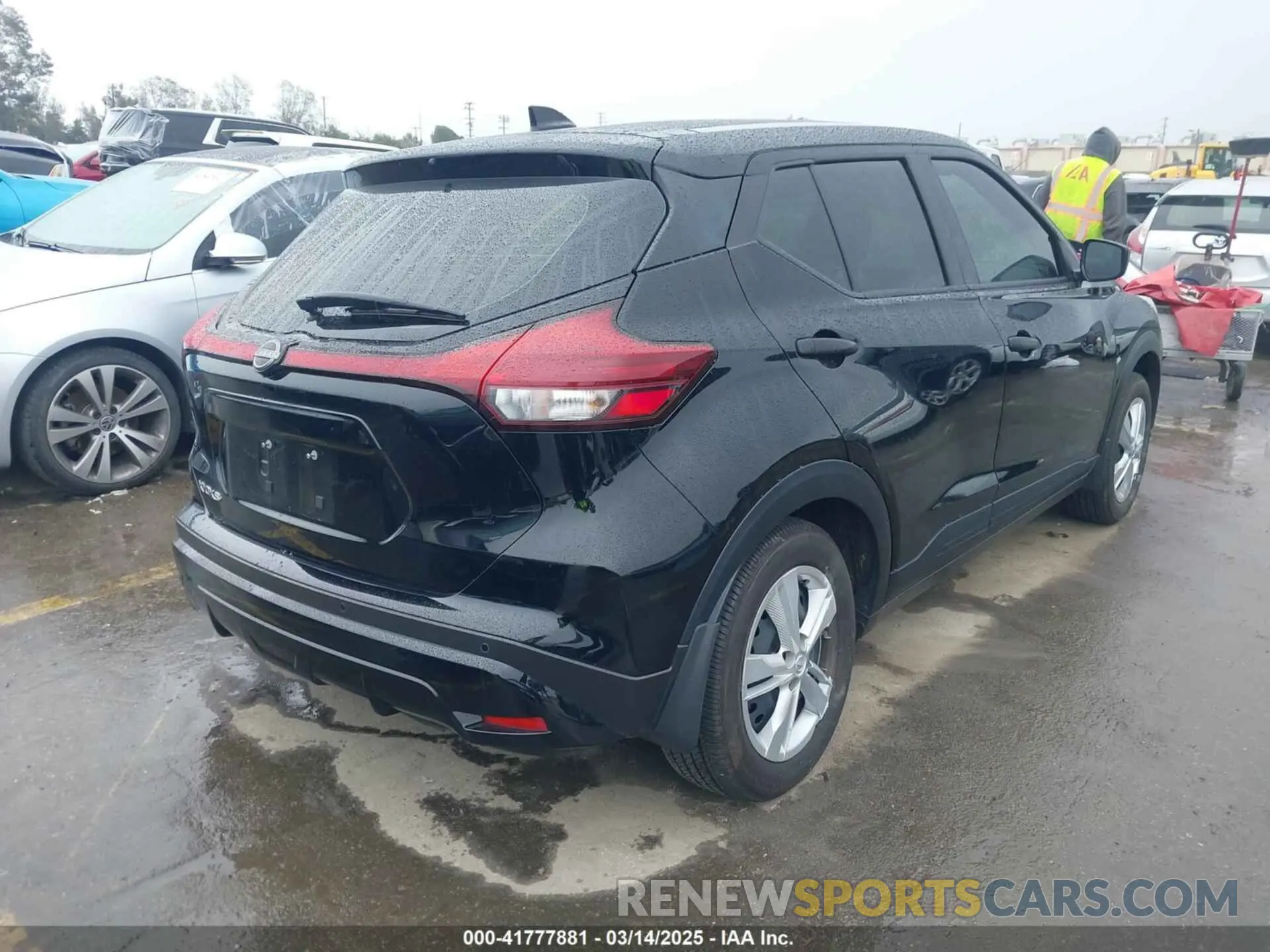 4 Photograph of a damaged car 3N1CP5BV0RL521270 NISSAN KICKS 2024