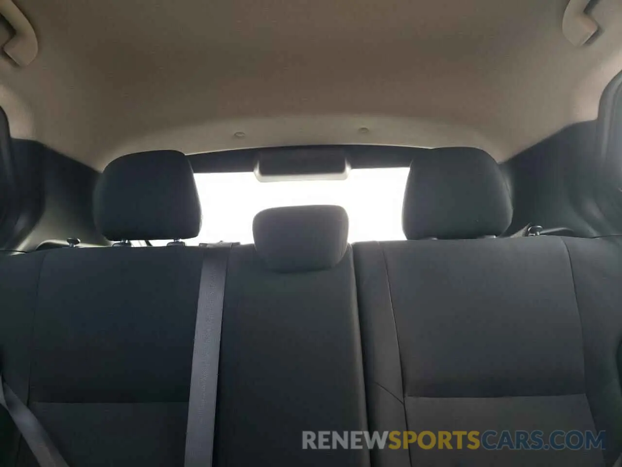 10 Photograph of a damaged car 3N1CP5BV0RL556746 NISSAN KICKS 2024