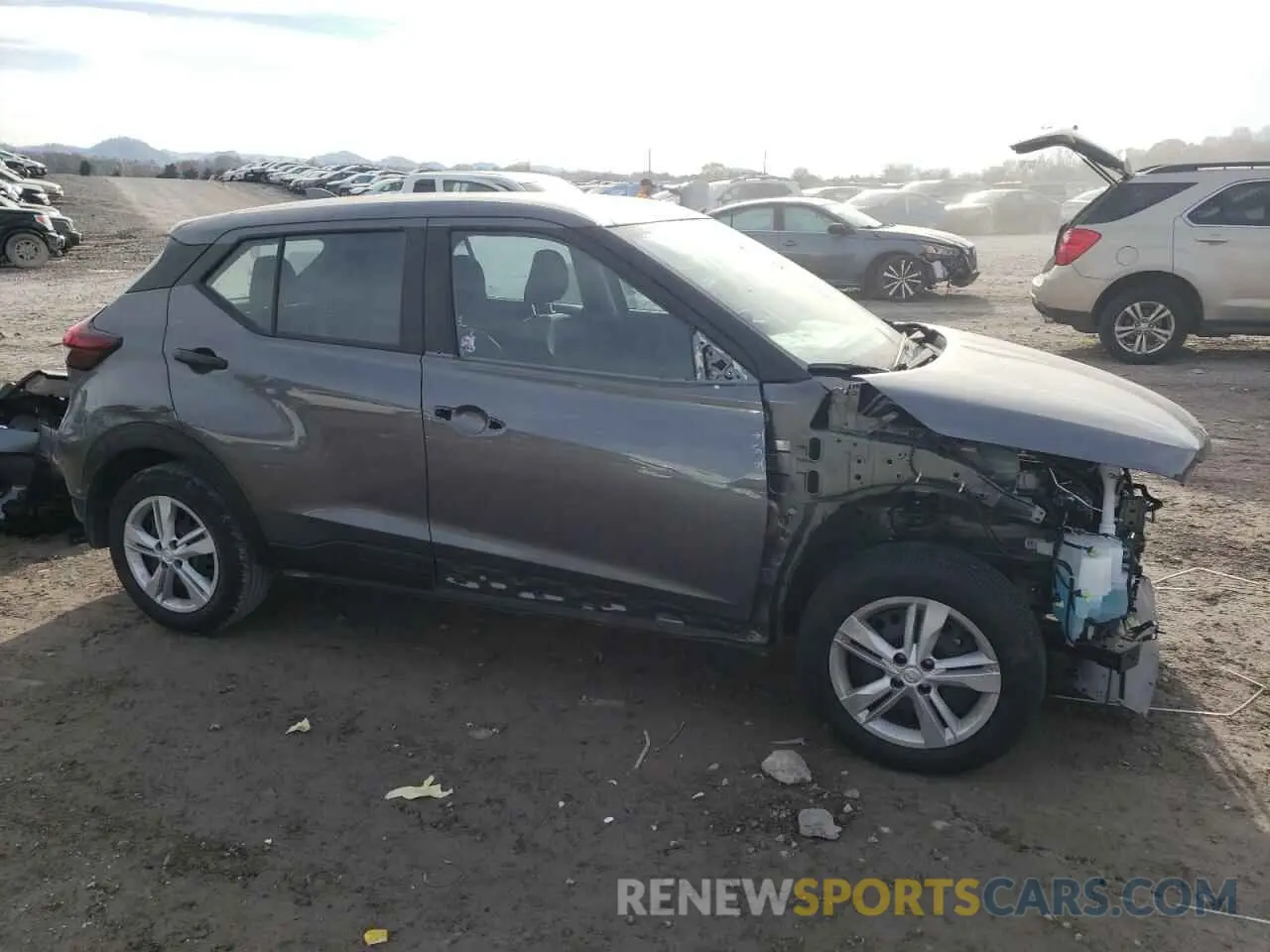 4 Photograph of a damaged car 3N1CP5BV0RL556746 NISSAN KICKS 2024