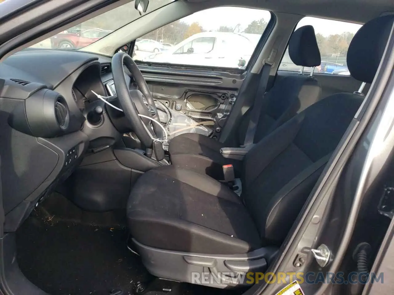 7 Photograph of a damaged car 3N1CP5BV0RL556746 NISSAN KICKS 2024