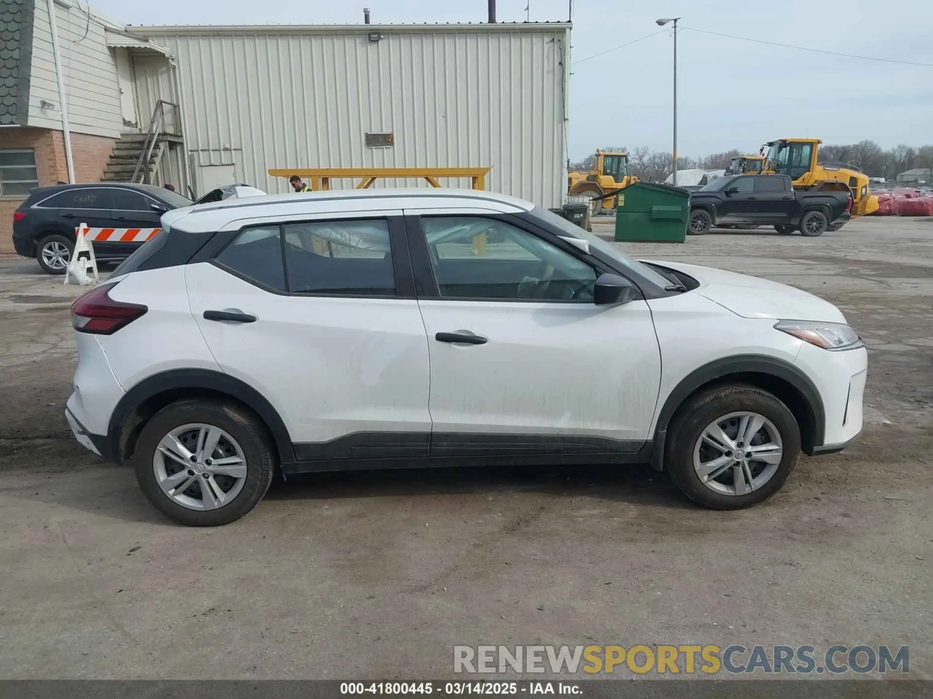 13 Photograph of a damaged car 3N1CP5BV0RL595059 NISSAN KICKS 2024