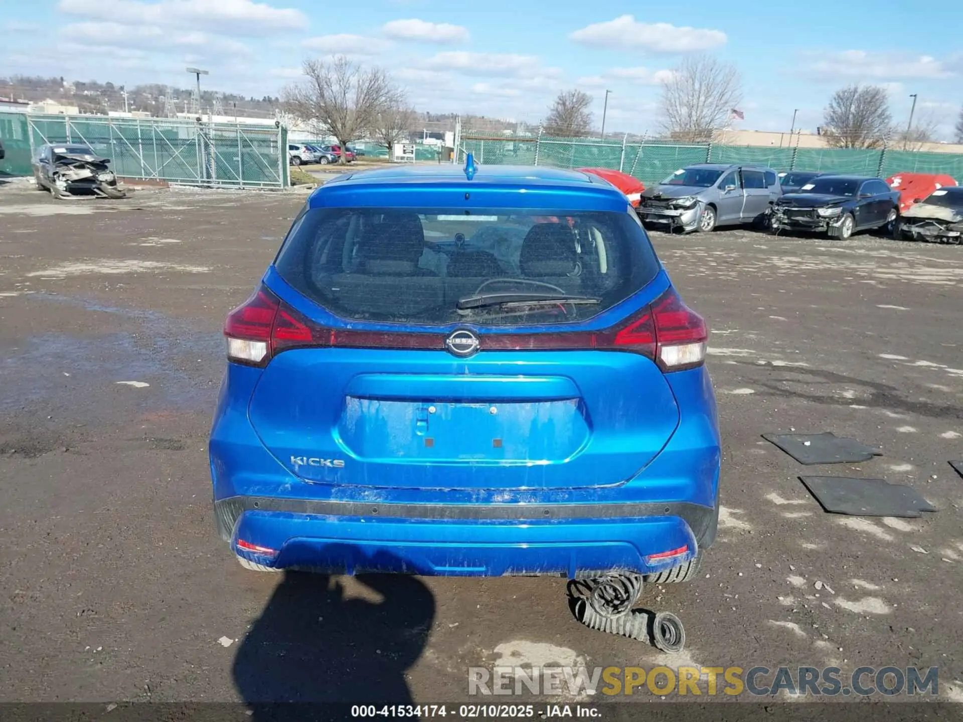 17 Photograph of a damaged car 3N1CP5BV1RL496038 NISSAN KICKS 2024