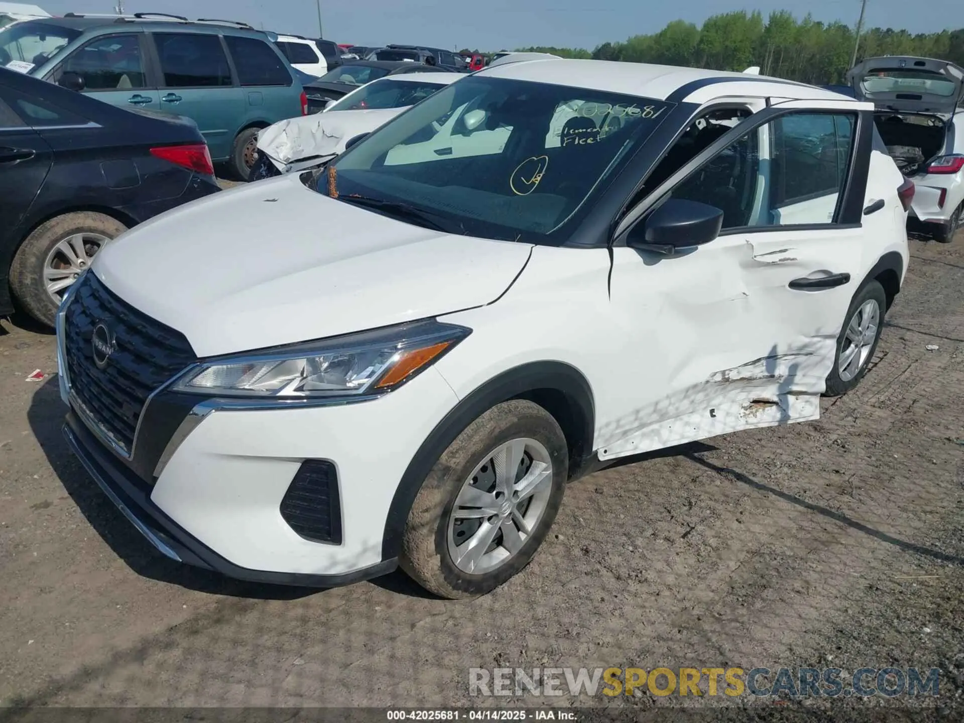 2 Photograph of a damaged car 3N1CP5BV1RL534156 NISSAN KICKS 2024