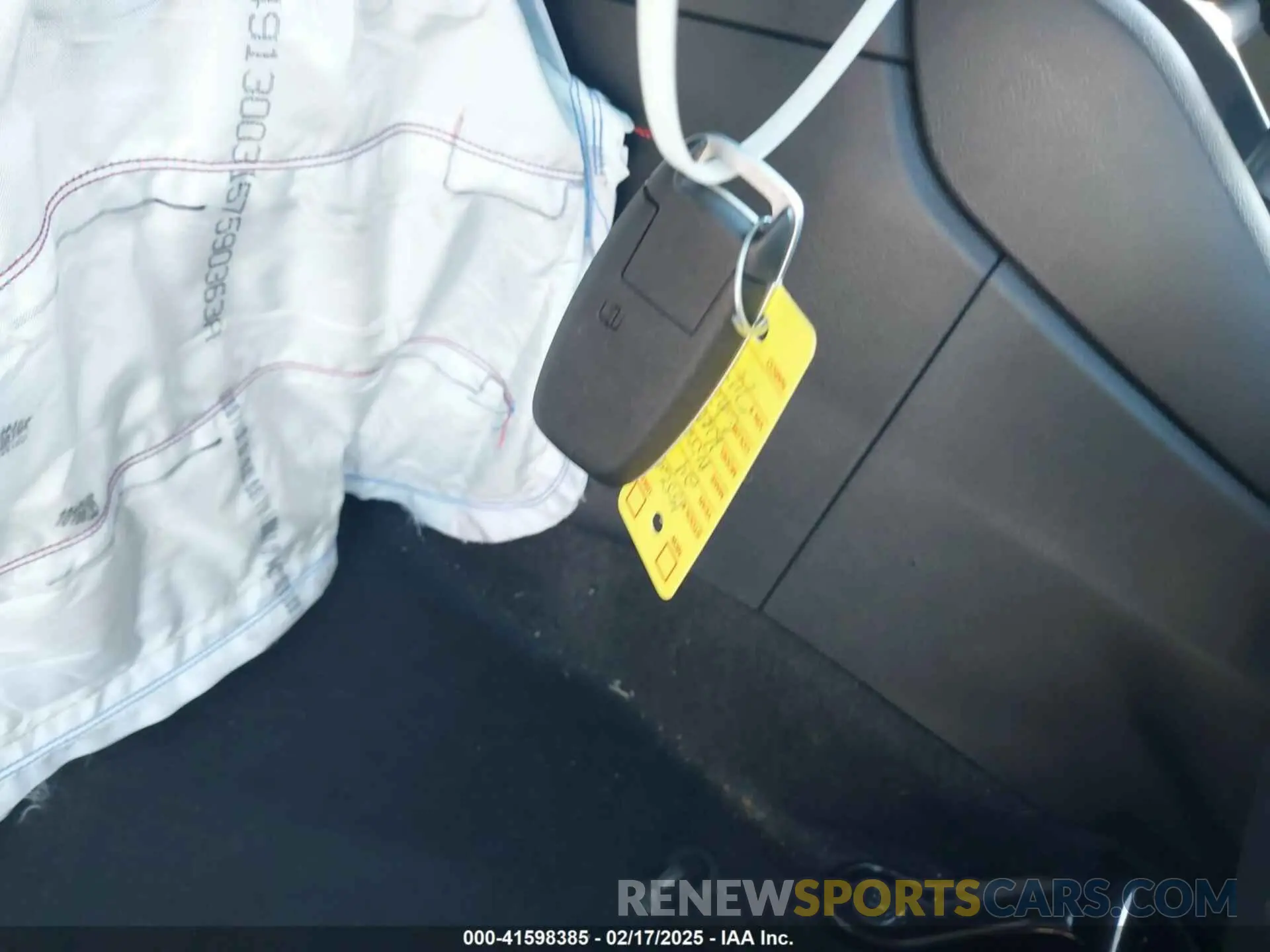 11 Photograph of a damaged car 3N1CP5BV1RL574737 NISSAN KICKS 2024