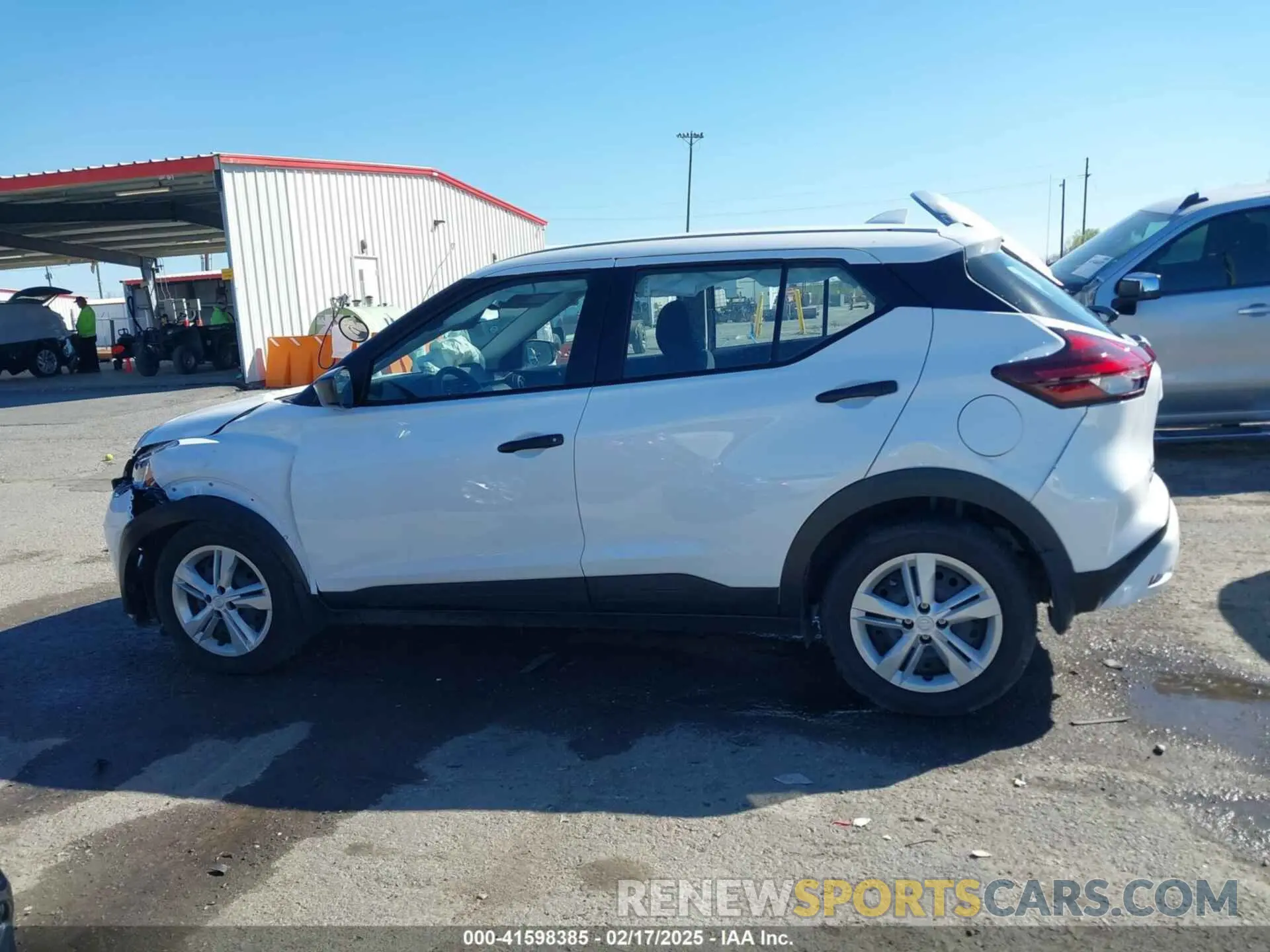 14 Photograph of a damaged car 3N1CP5BV1RL574737 NISSAN KICKS 2024