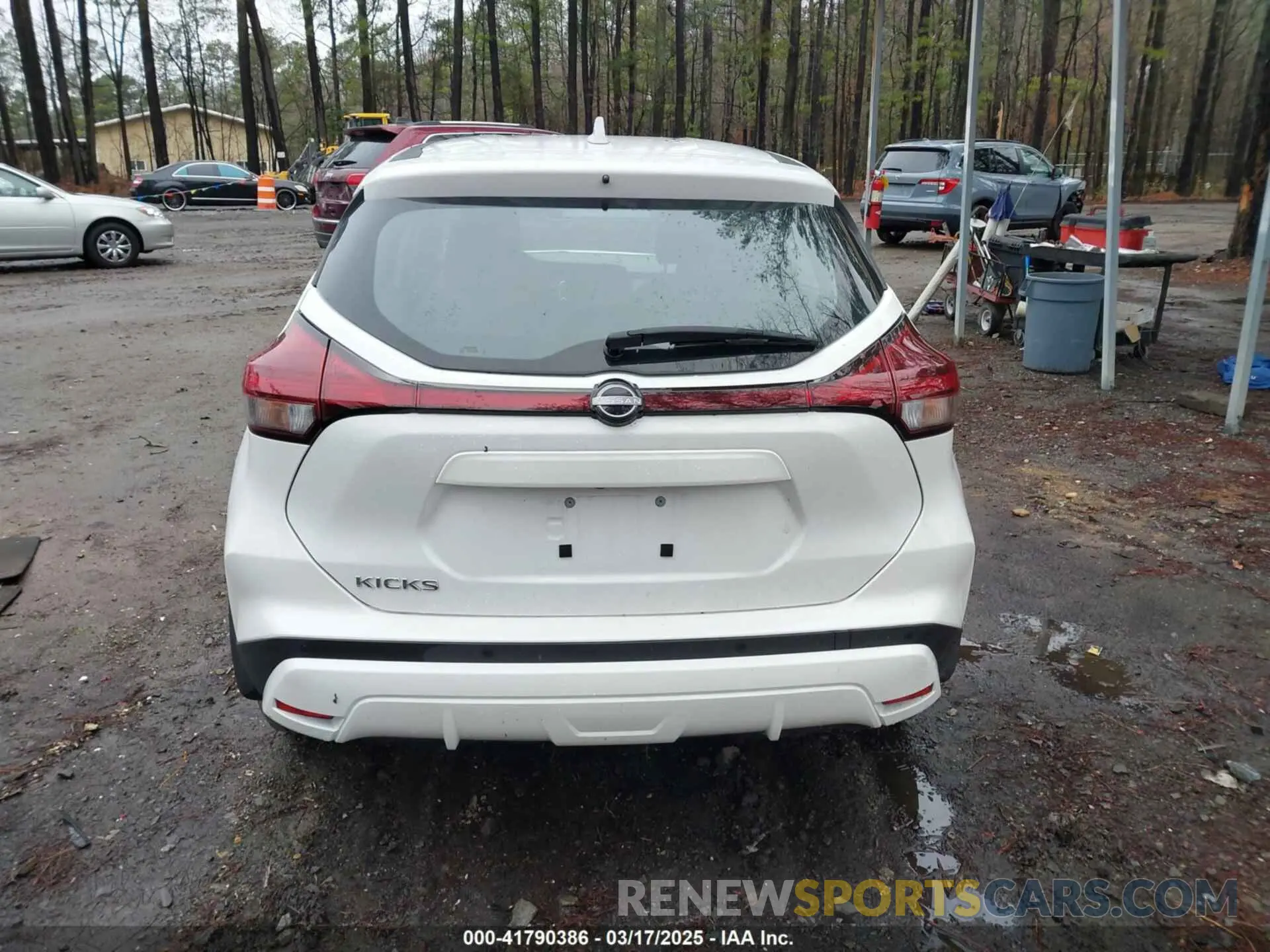 16 Photograph of a damaged car 3N1CP5BV1RL576973 NISSAN KICKS 2024