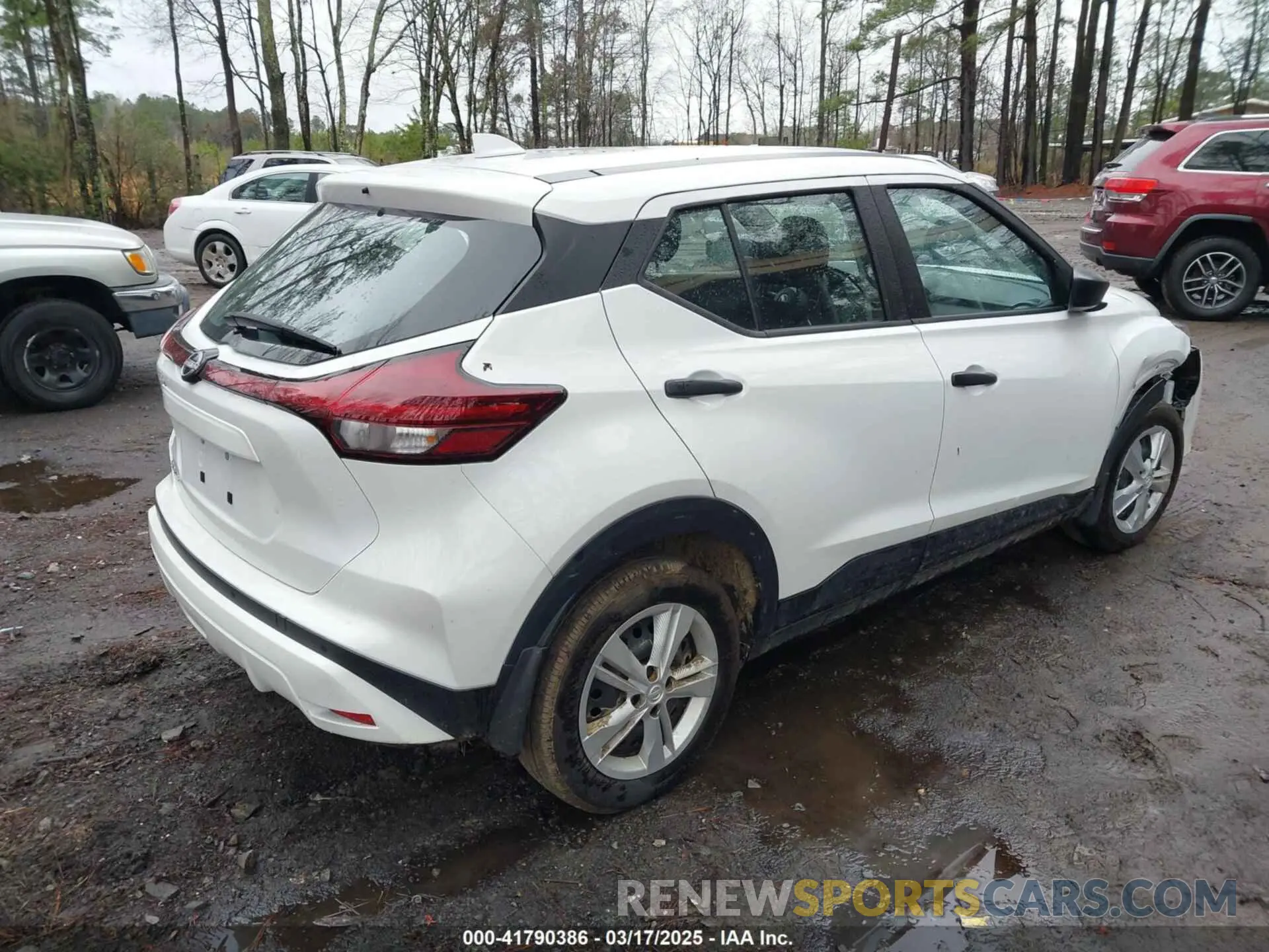 4 Photograph of a damaged car 3N1CP5BV1RL576973 NISSAN KICKS 2024
