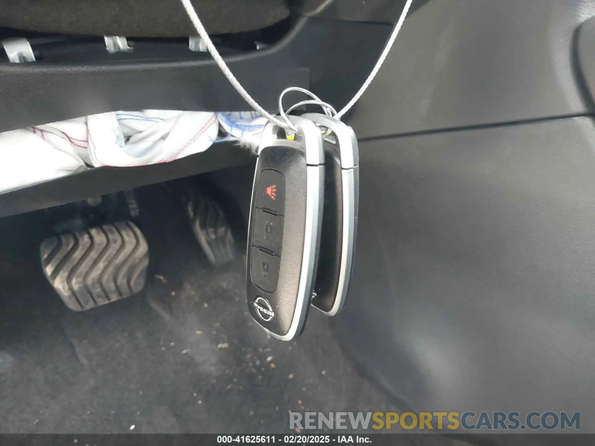 11 Photograph of a damaged car 3N1CP5BV1RL579324 NISSAN KICKS 2024