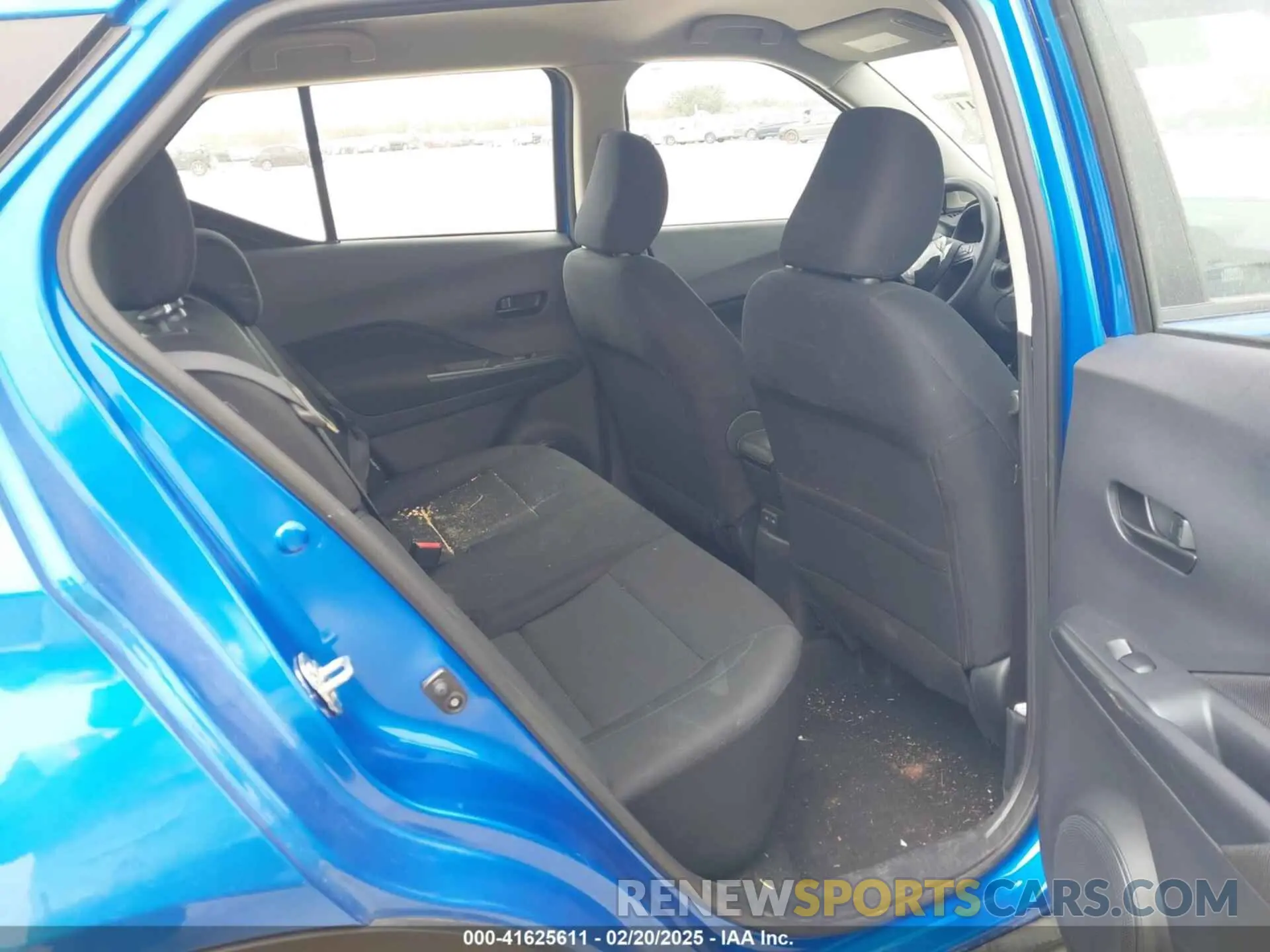 8 Photograph of a damaged car 3N1CP5BV1RL579324 NISSAN KICKS 2024