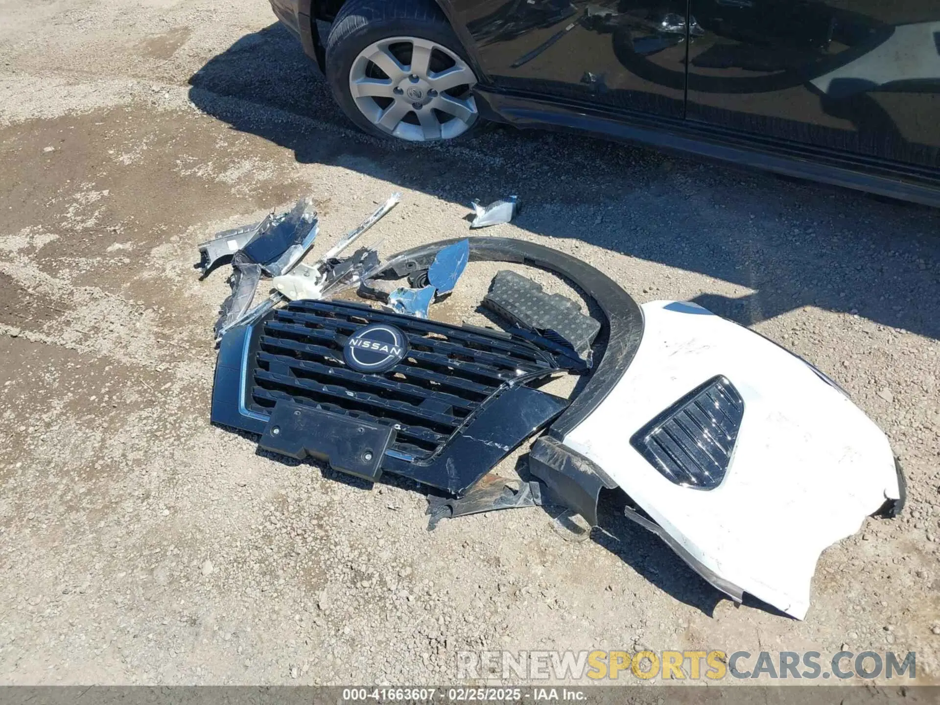 12 Photograph of a damaged car 3N1CP5BV1RL584152 NISSAN KICKS 2024