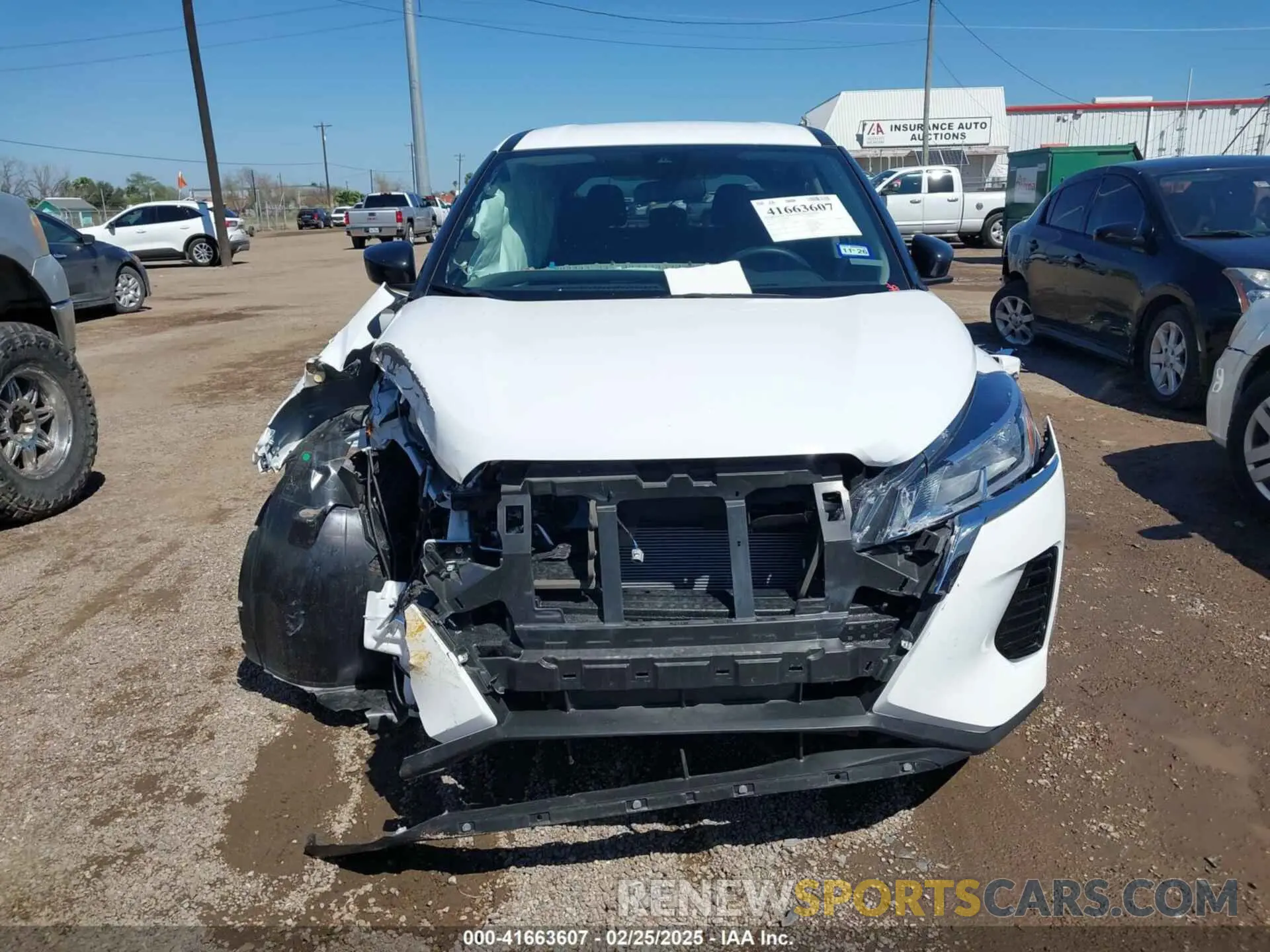 13 Photograph of a damaged car 3N1CP5BV1RL584152 NISSAN KICKS 2024