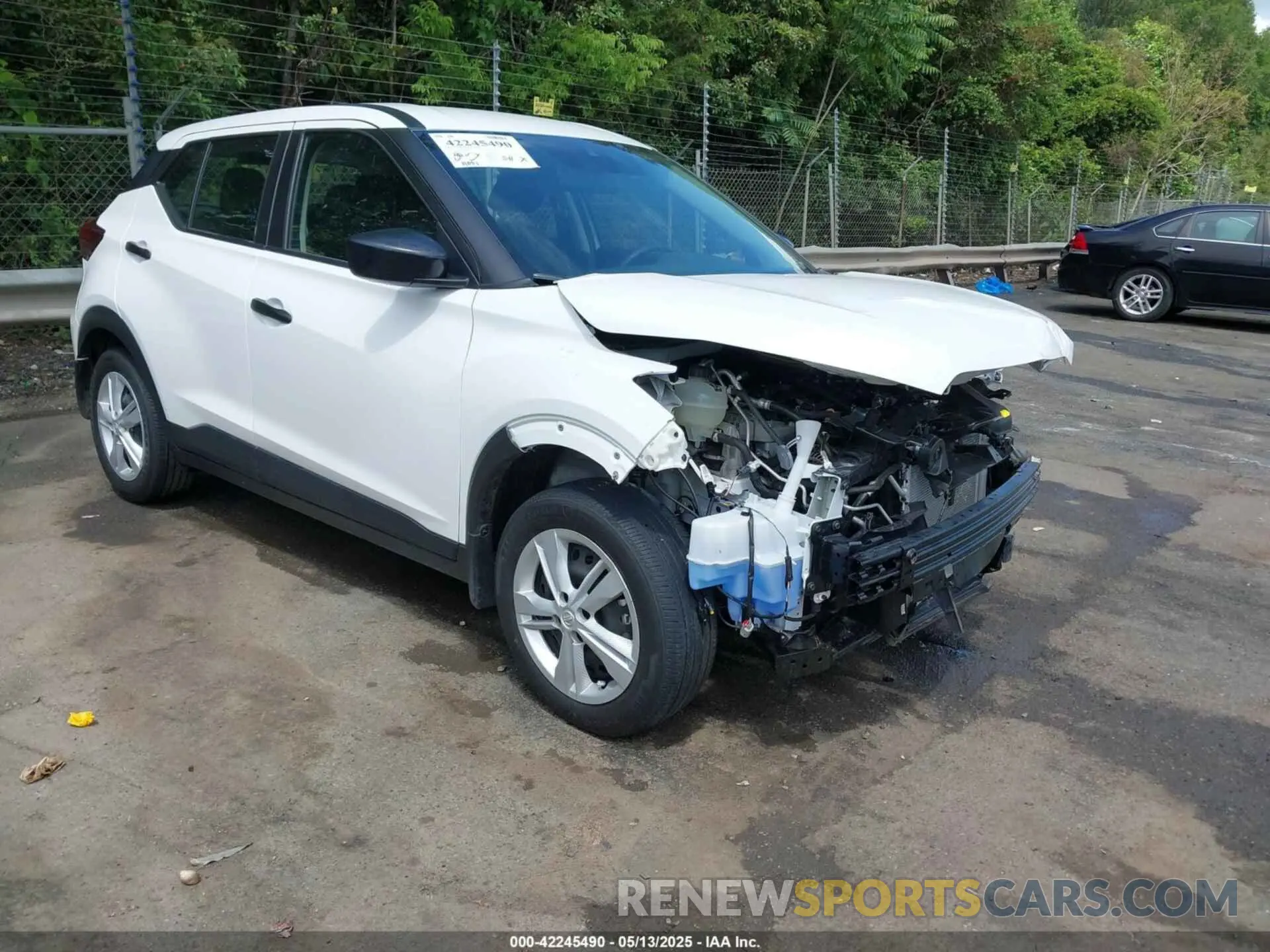 1 Photograph of a damaged car 3N1CP5BV2RL481595 NISSAN KICKS 2024