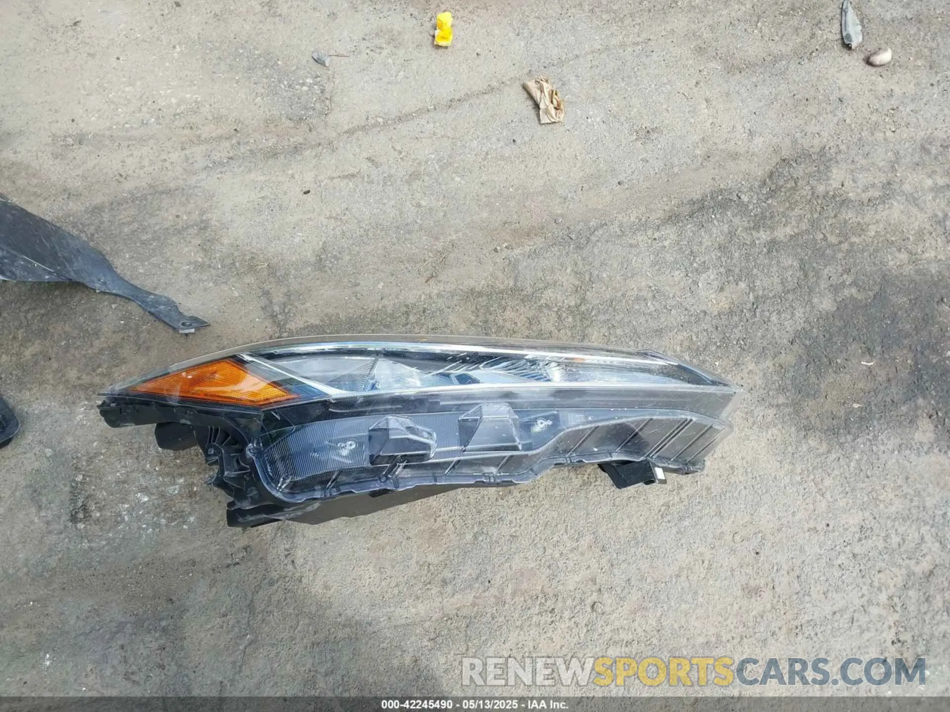 12 Photograph of a damaged car 3N1CP5BV2RL481595 NISSAN KICKS 2024