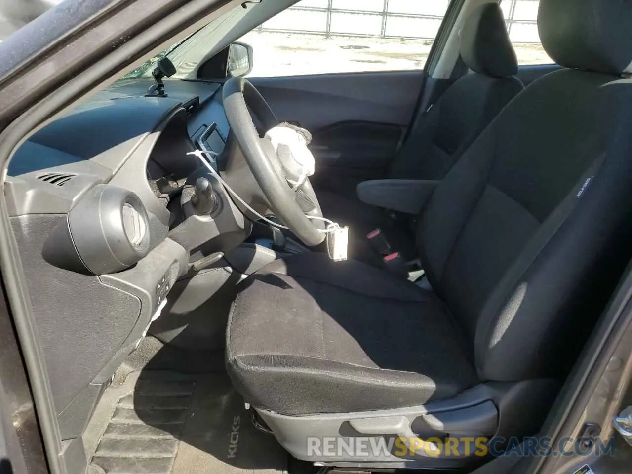 7 Photograph of a damaged car 3N1CP5BV2RL490717 NISSAN KICKS 2024