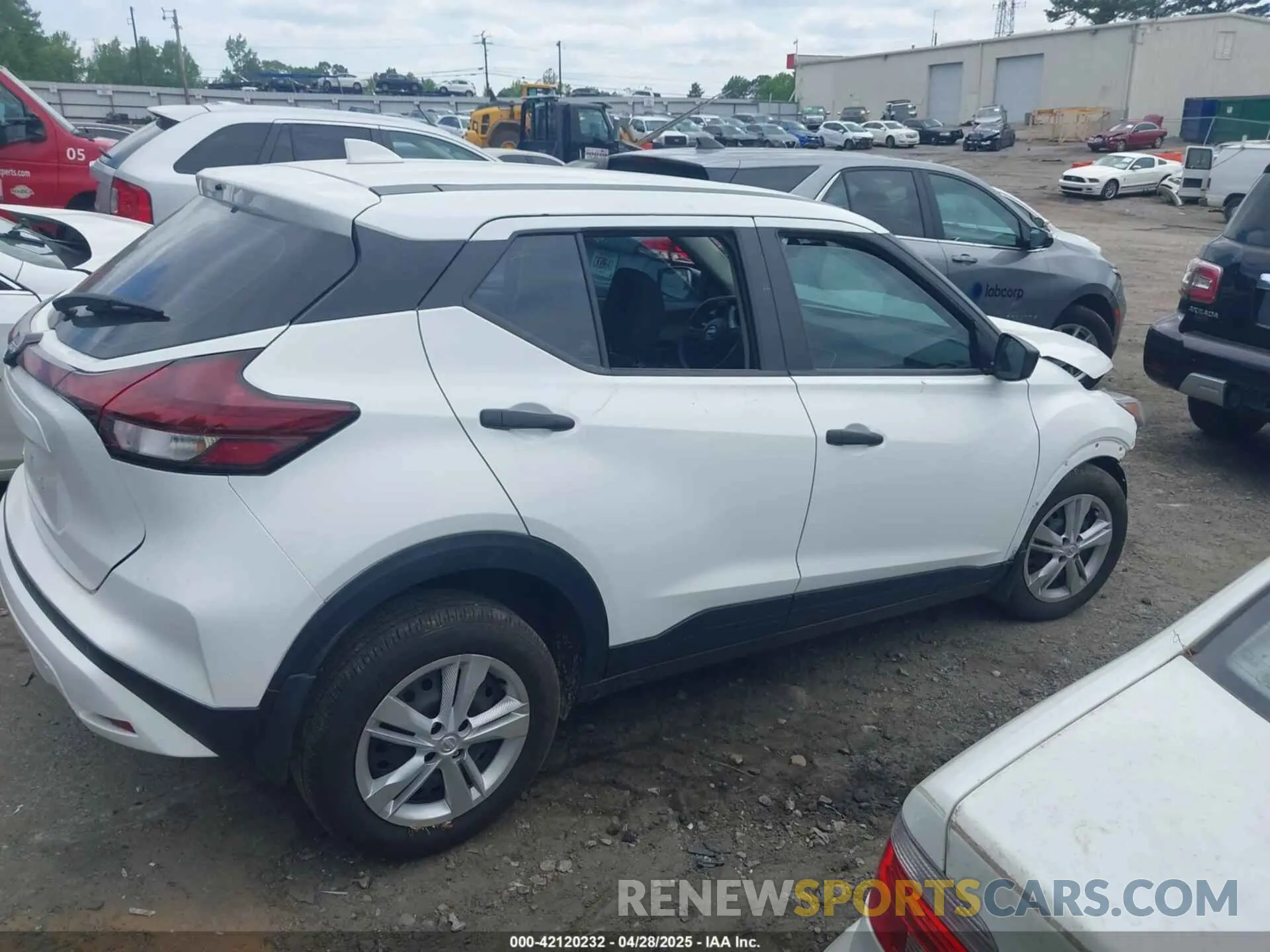 13 Photograph of a damaged car 3N1CP5BV2RL501022 NISSAN KICKS 2024