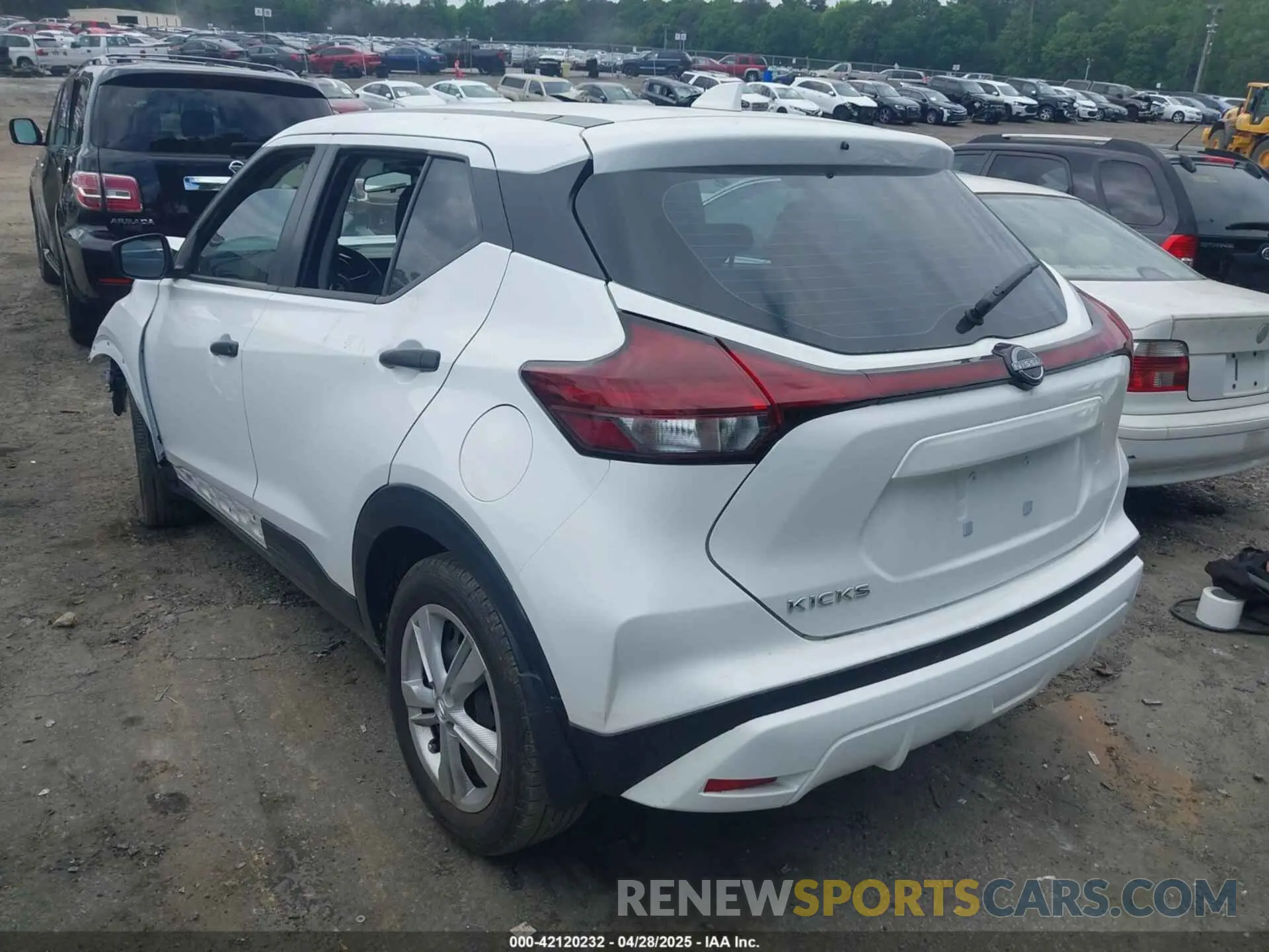 3 Photograph of a damaged car 3N1CP5BV2RL501022 NISSAN KICKS 2024