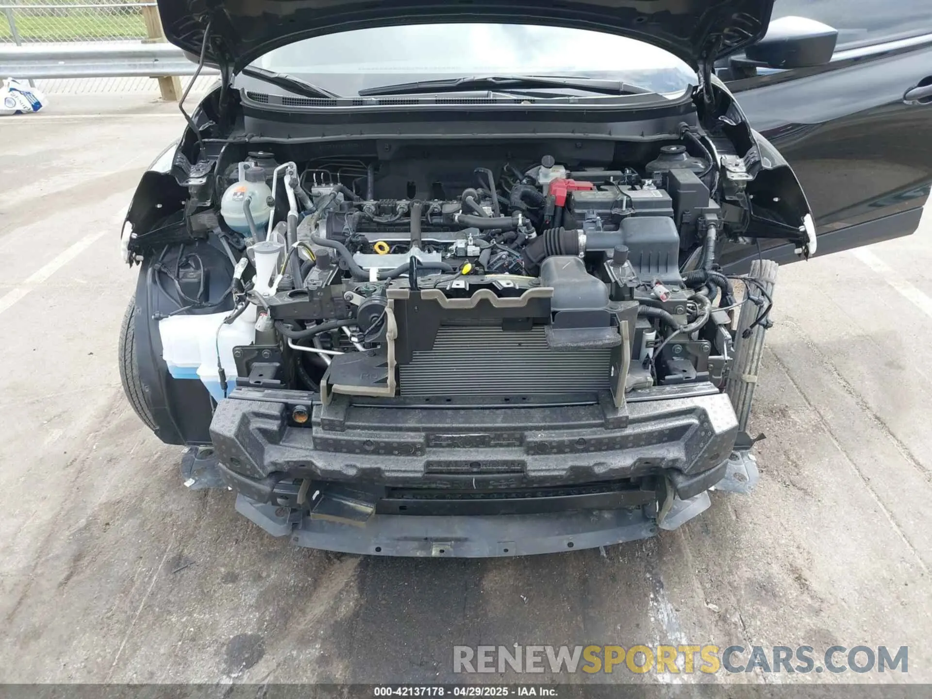 10 Photograph of a damaged car 3N1CP5BV2RL552911 NISSAN KICKS 2024