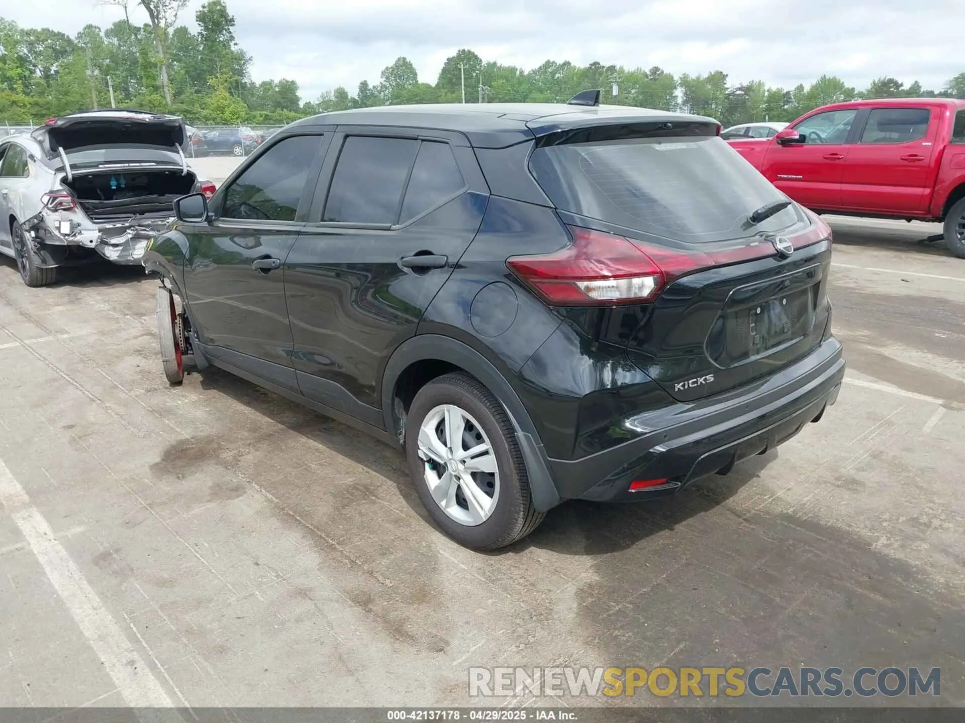 3 Photograph of a damaged car 3N1CP5BV2RL552911 NISSAN KICKS 2024