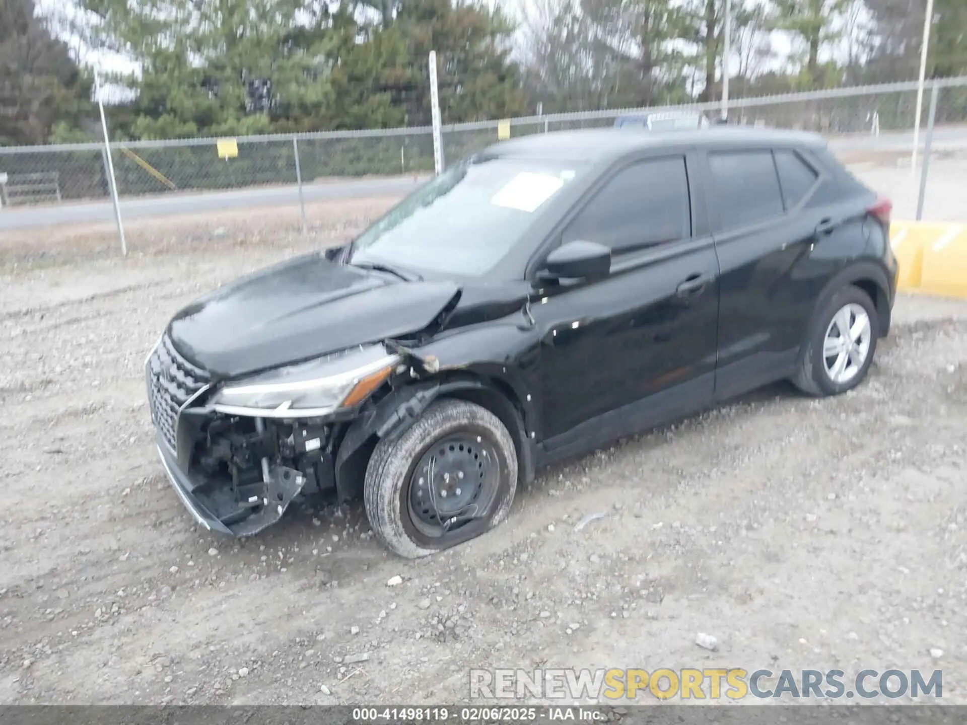 2 Photograph of a damaged car 3N1CP5BV2RL578375 NISSAN KICKS 2024