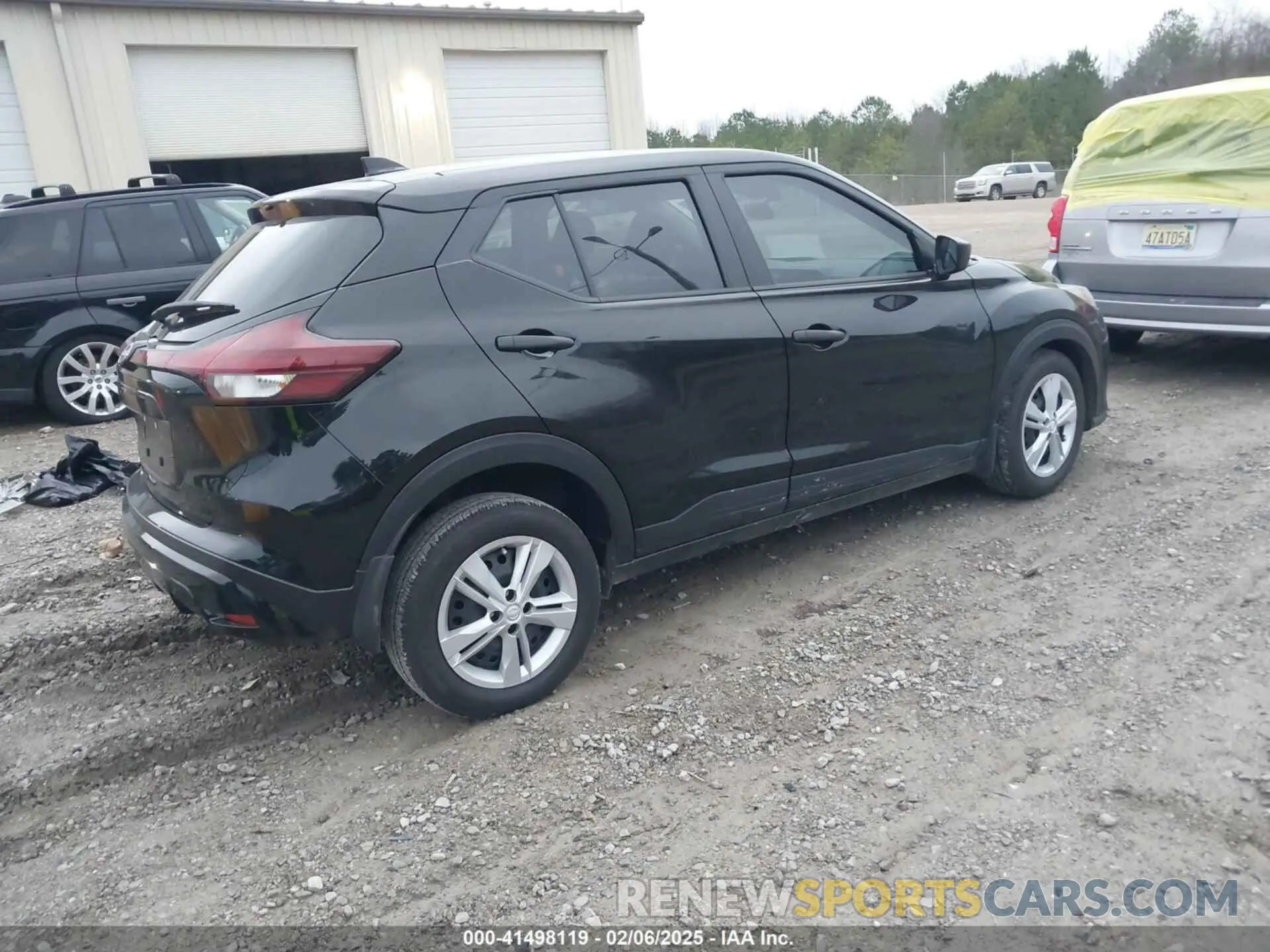 4 Photograph of a damaged car 3N1CP5BV2RL578375 NISSAN KICKS 2024