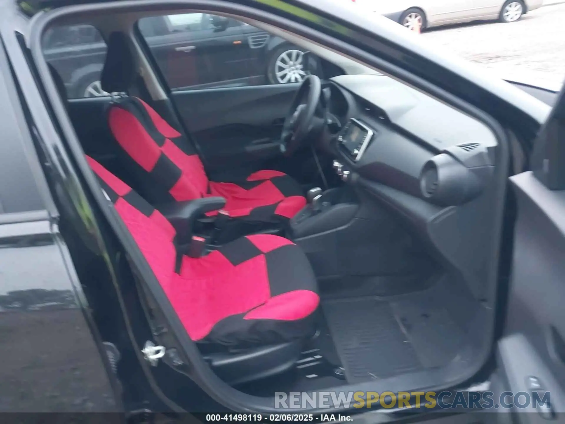 5 Photograph of a damaged car 3N1CP5BV2RL578375 NISSAN KICKS 2024