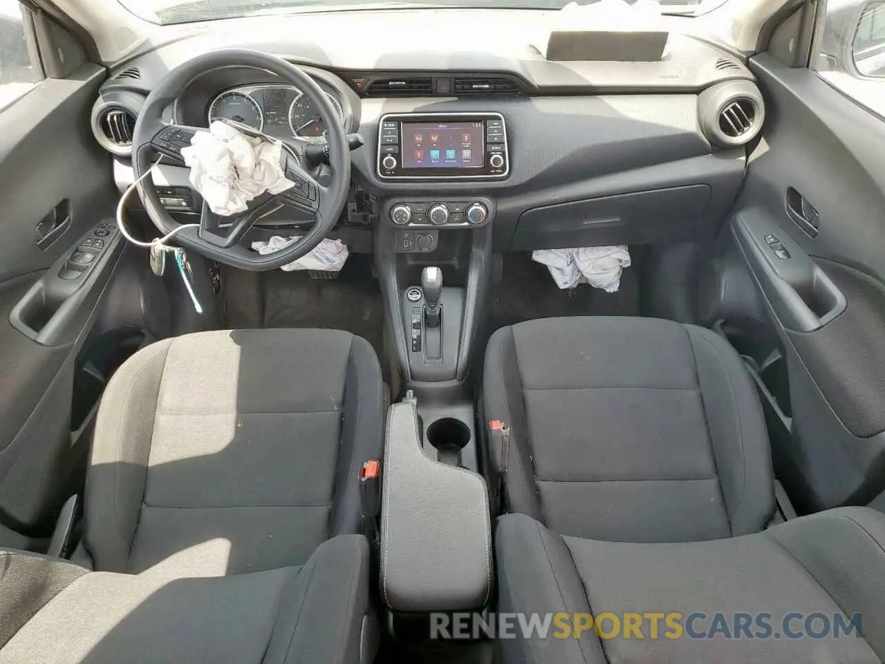 8 Photograph of a damaged car 3N1CP5BV2RL580305 NISSAN KICKS 2024