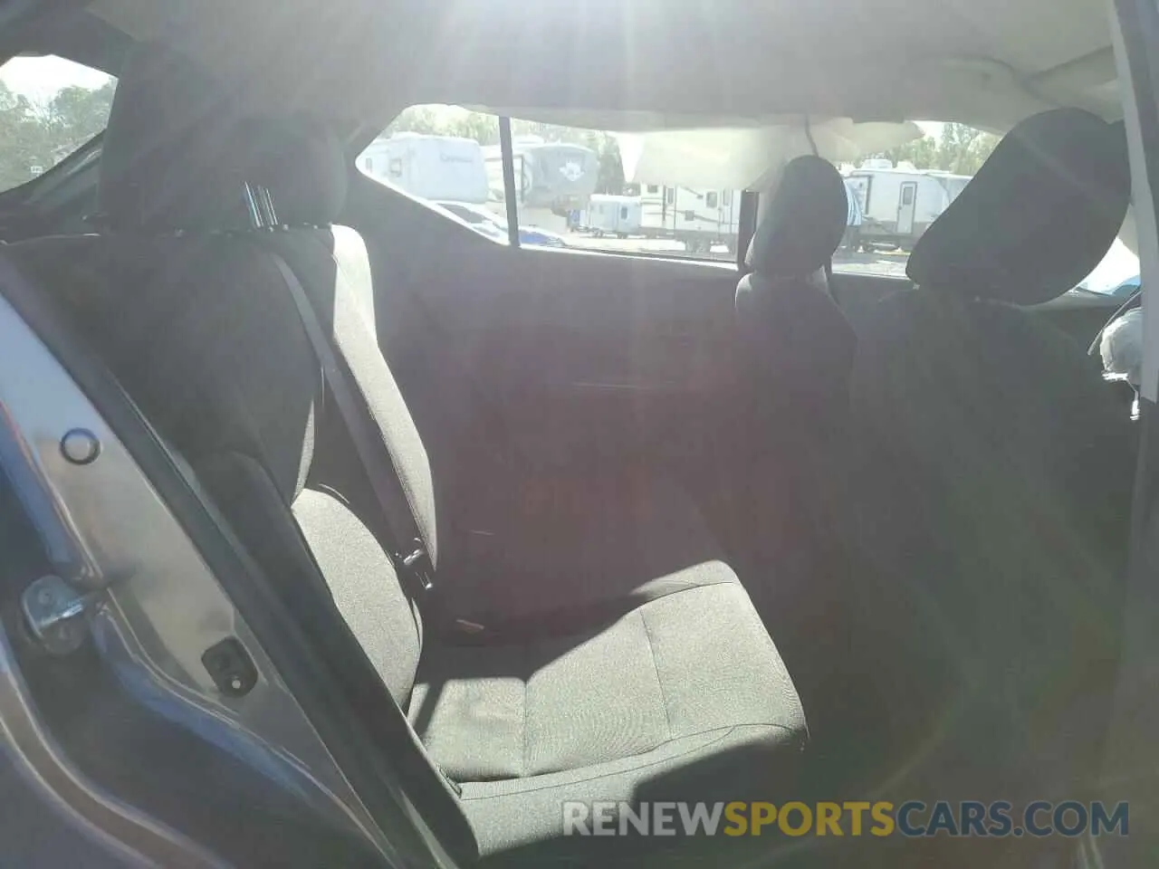 10 Photograph of a damaged car 3N1CP5BV3RL471450 NISSAN KICKS 2024