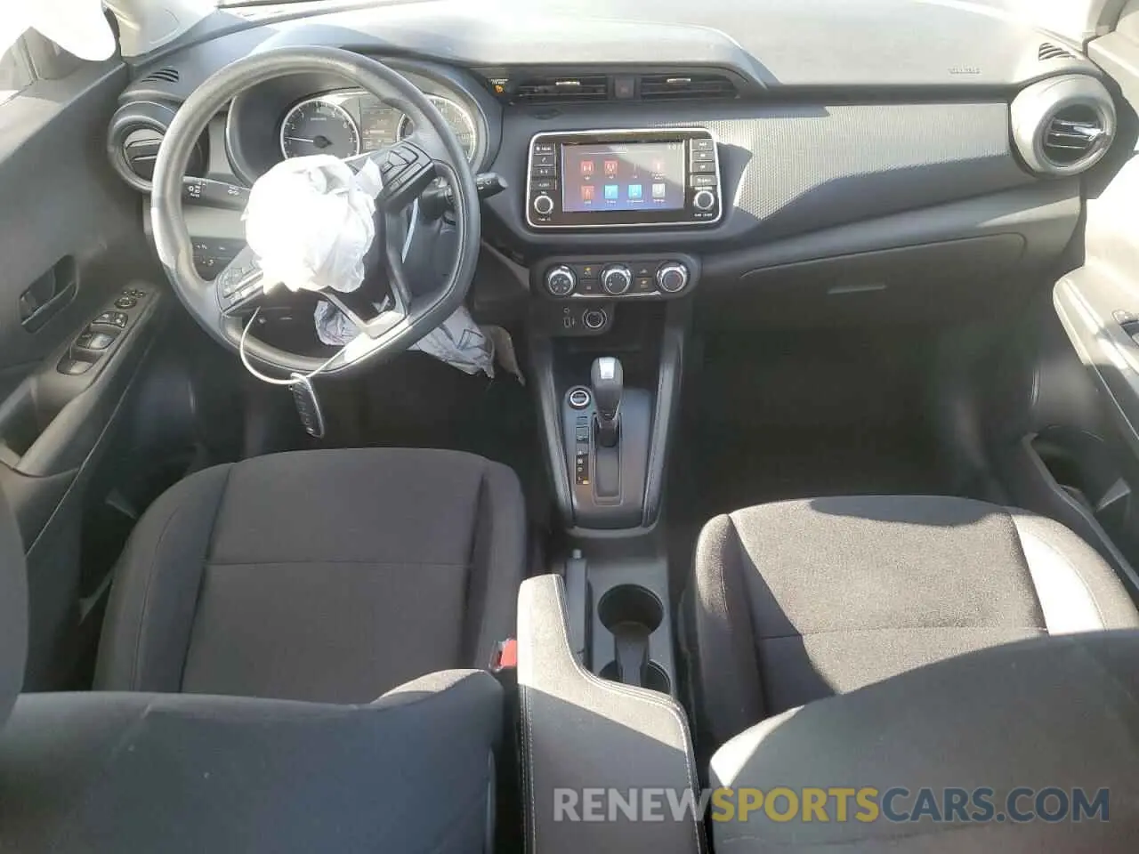 8 Photograph of a damaged car 3N1CP5BV3RL471450 NISSAN KICKS 2024