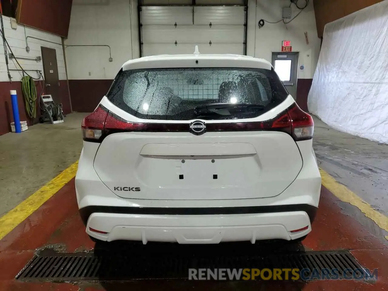 6 Photograph of a damaged car 3N1CP5BV3RL472338 NISSAN KICKS 2024