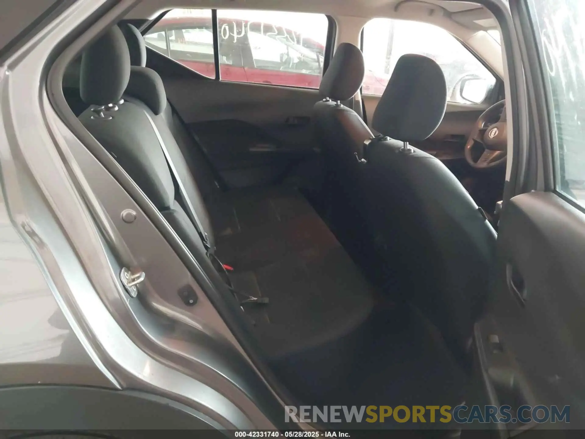 8 Photograph of a damaged car 3N1CP5BV3RL472386 NISSAN KICKS 2024