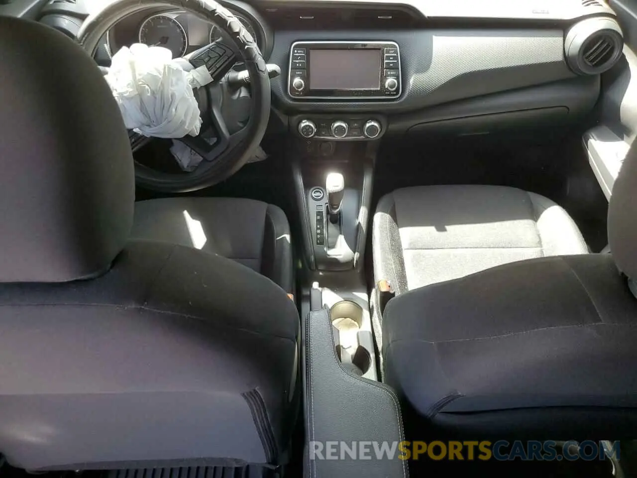 8 Photograph of a damaged car 3N1CP5BV3RL491942 NISSAN KICKS 2024