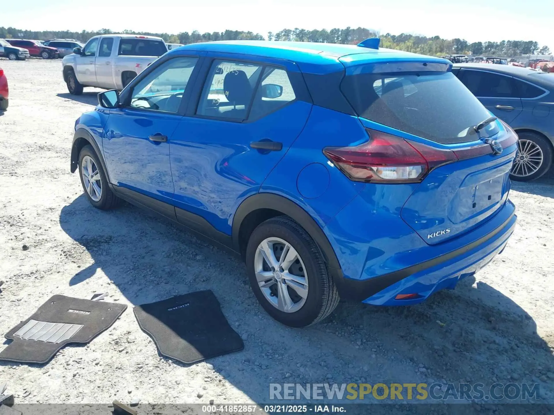 3 Photograph of a damaged car 3N1CP5BV3RL558197 NISSAN KICKS 2024
