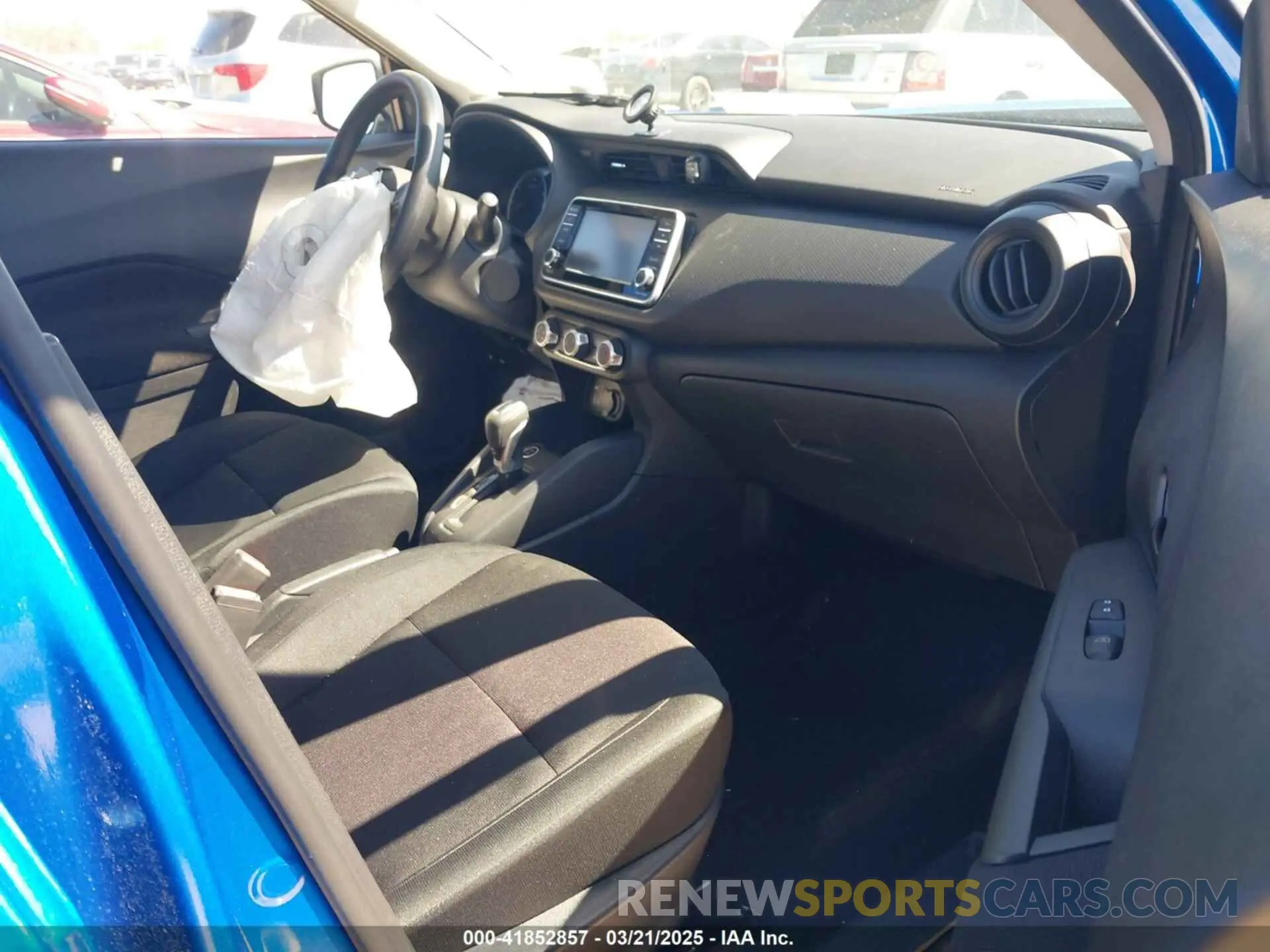 5 Photograph of a damaged car 3N1CP5BV3RL558197 NISSAN KICKS 2024