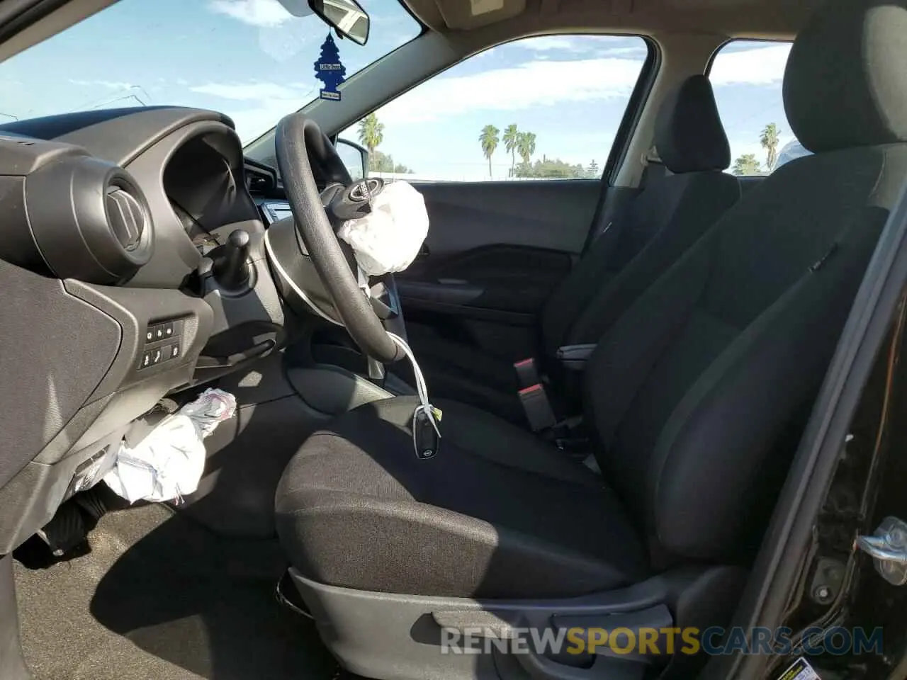 7 Photograph of a damaged car 3N1CP5BV3RL562153 NISSAN KICKS 2024