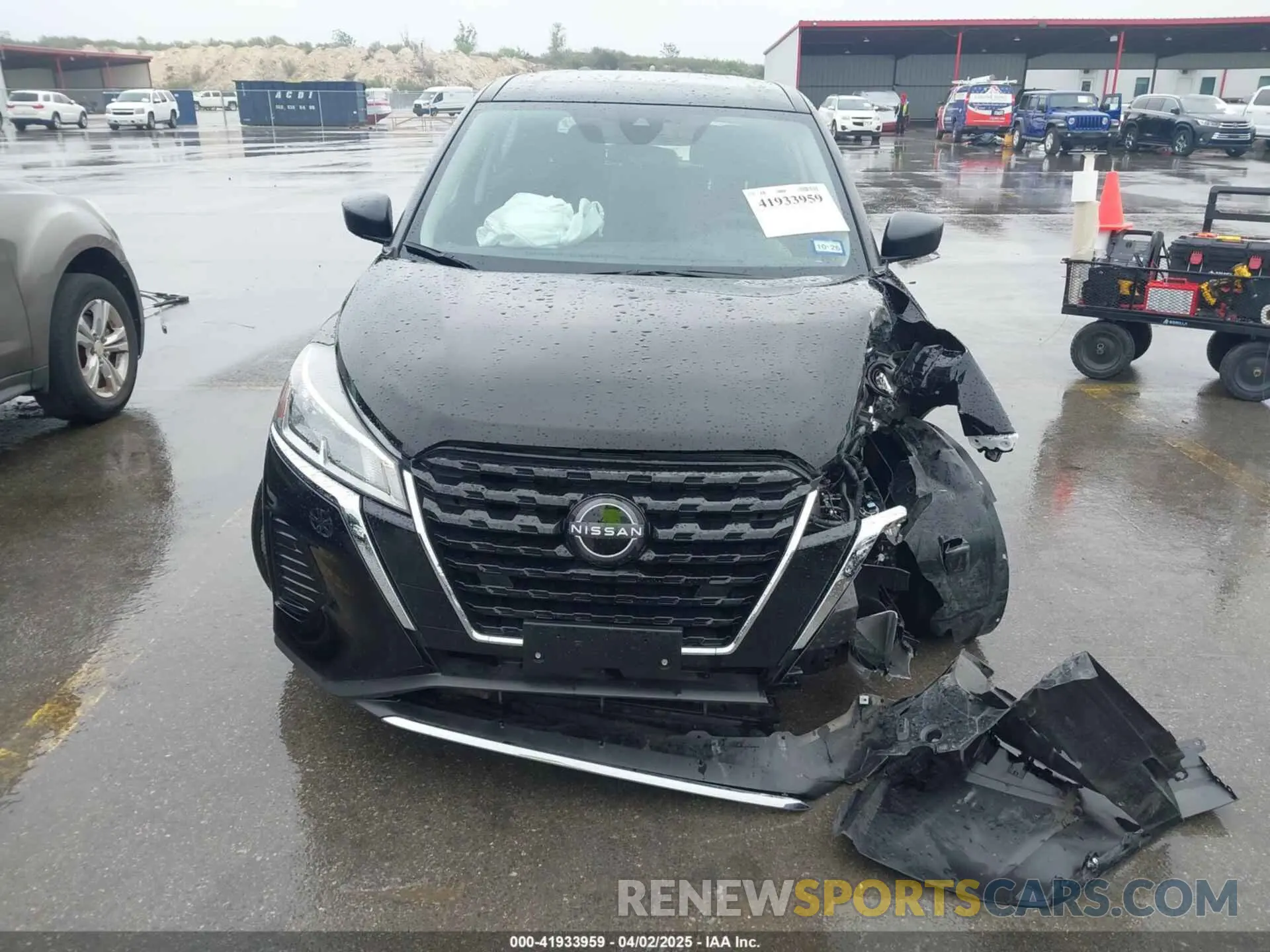 13 Photograph of a damaged car 3N1CP5BV3RL577543 NISSAN KICKS 2024