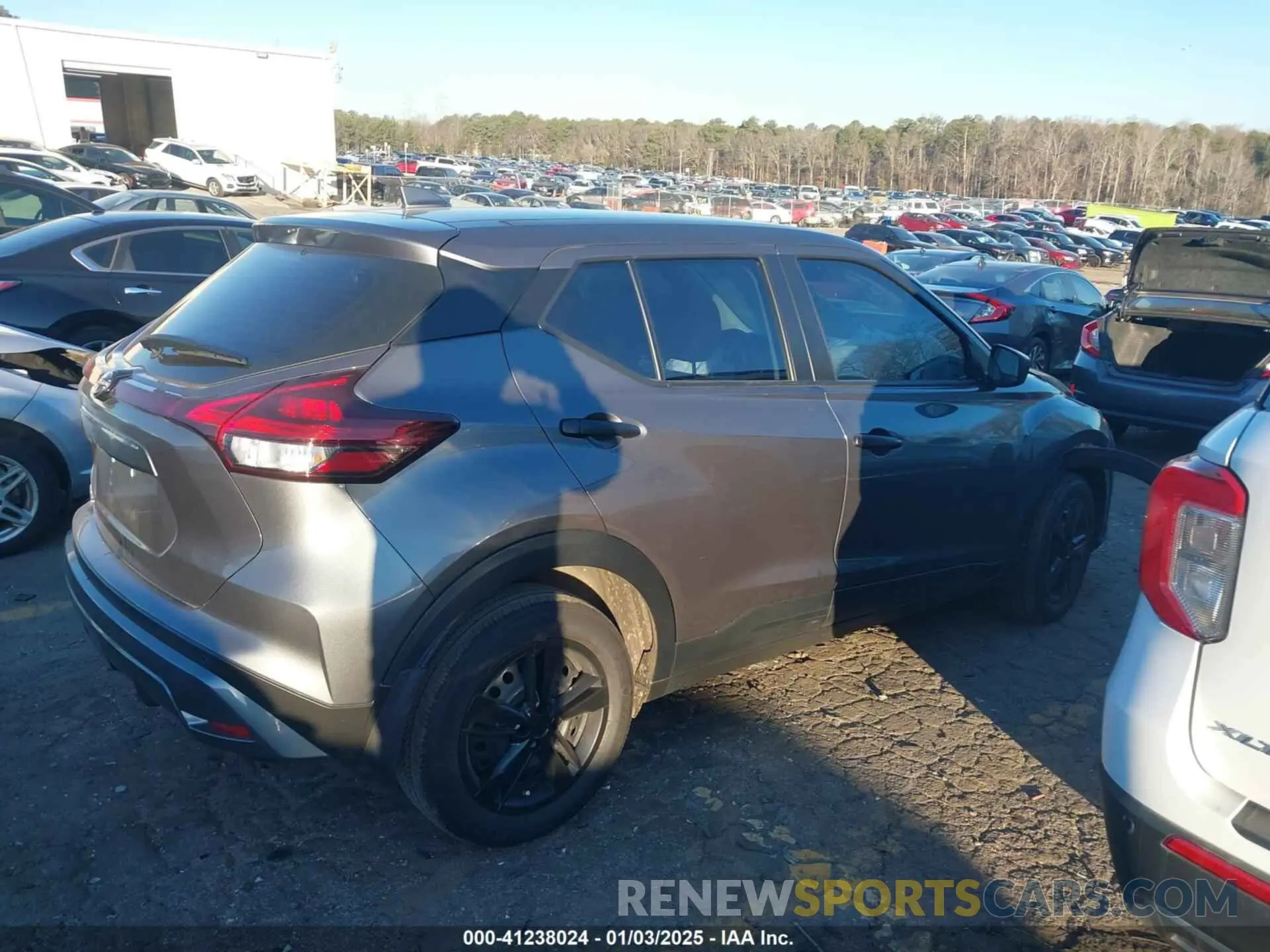 13 Photograph of a damaged car 3N1CP5BV4RL567877 NISSAN KICKS 2024