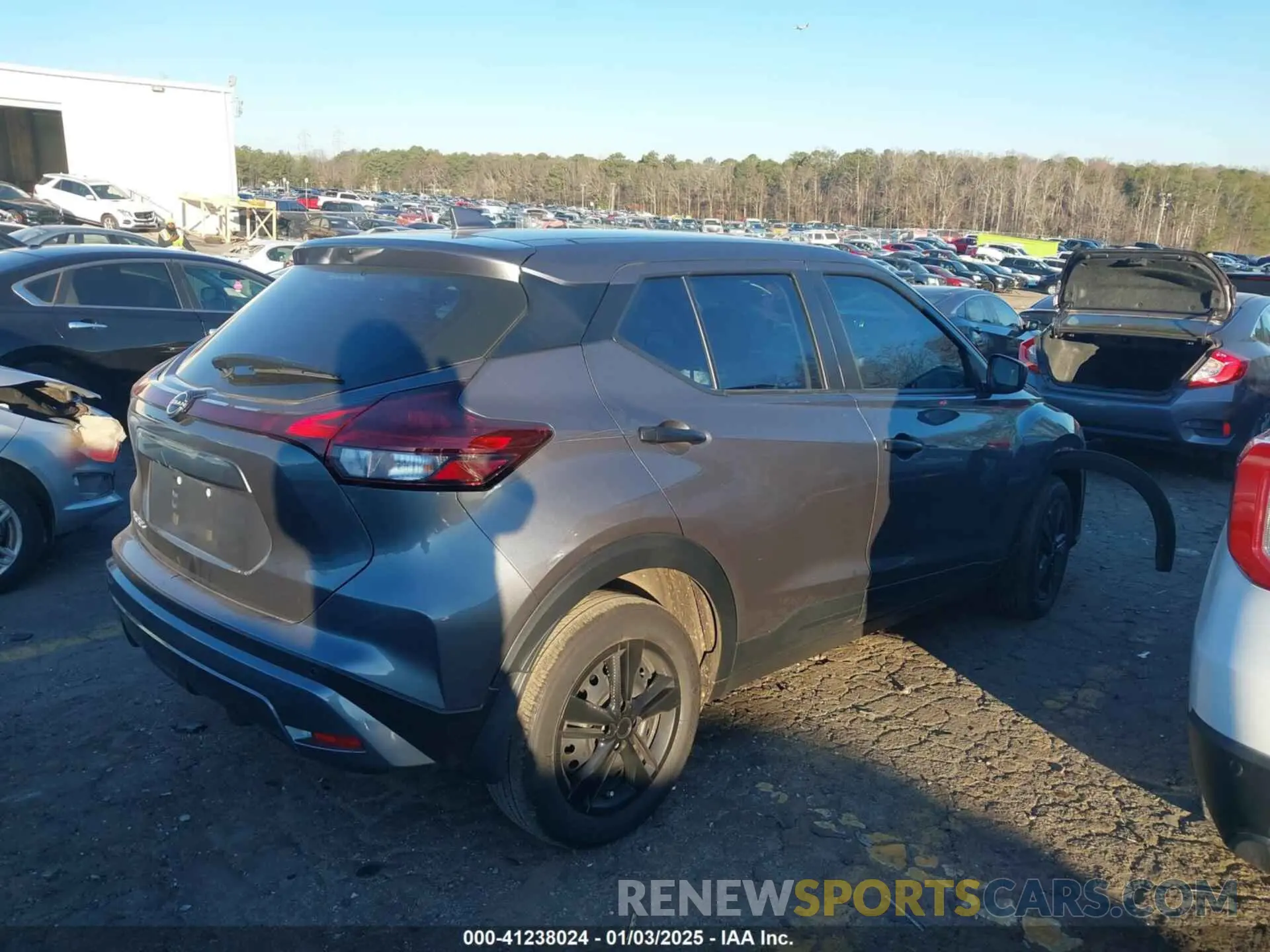 4 Photograph of a damaged car 3N1CP5BV4RL567877 NISSAN KICKS 2024