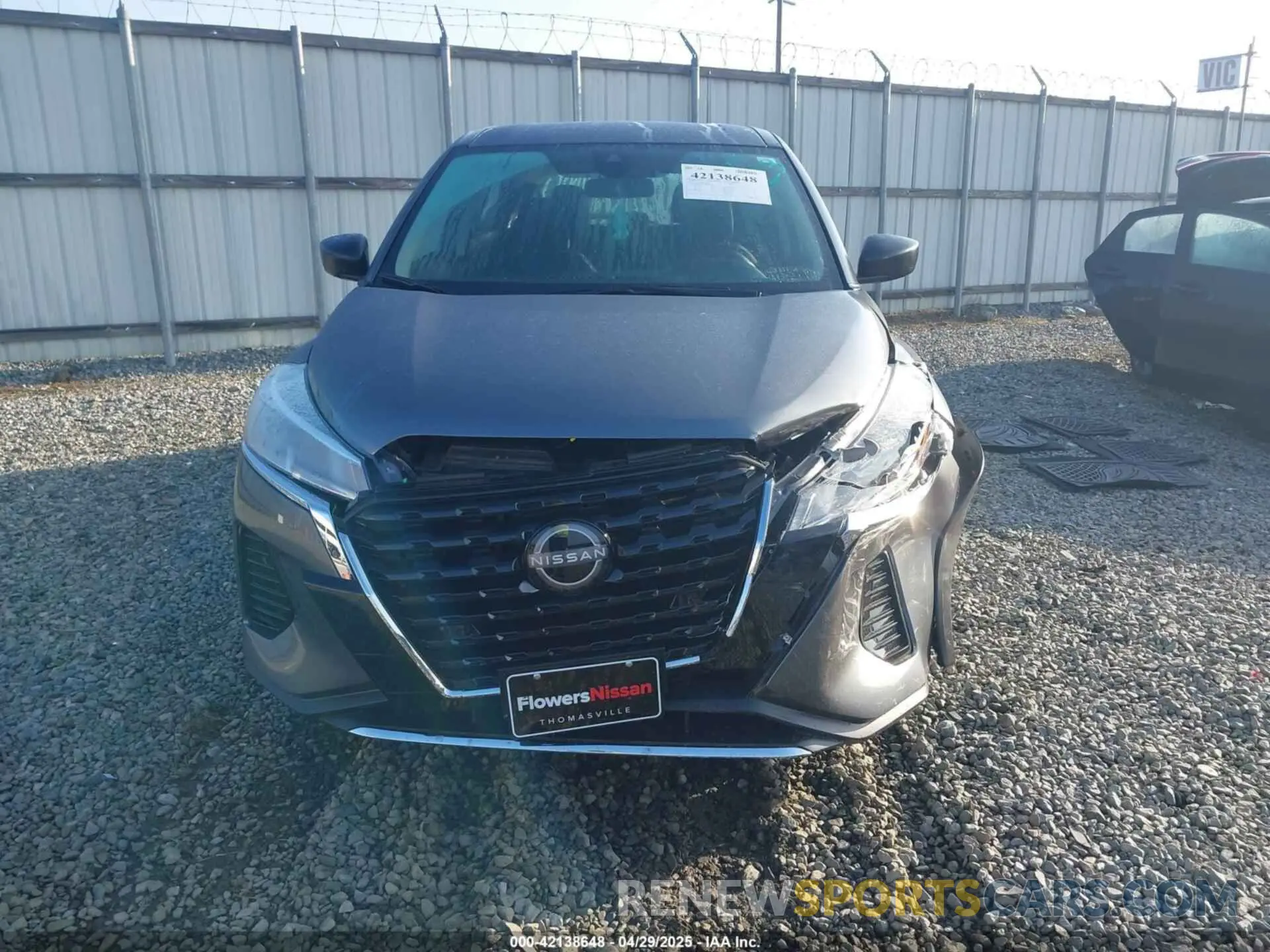 12 Photograph of a damaged car 3N1CP5BV4RL584579 NISSAN KICKS 2024