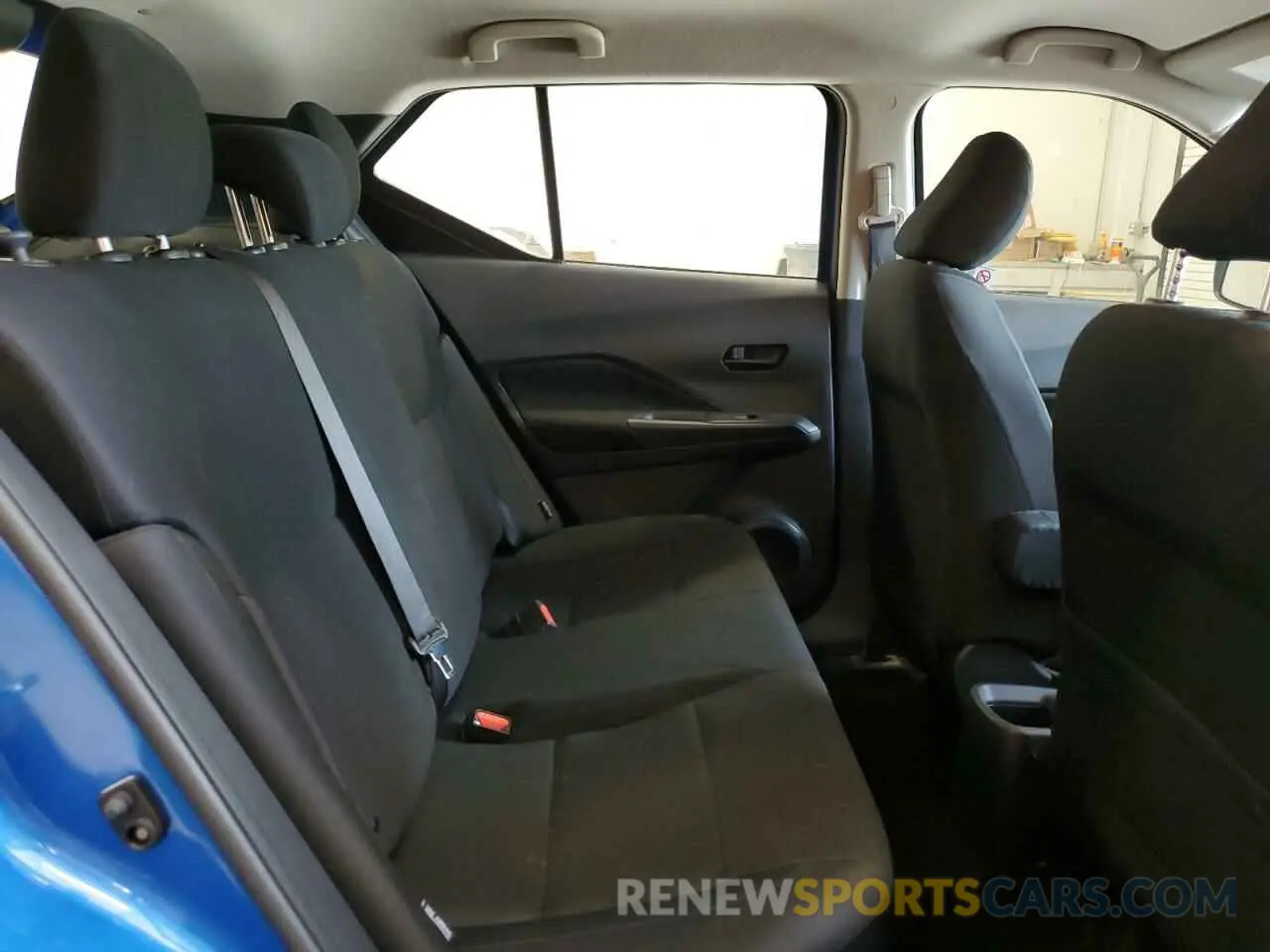 10 Photograph of a damaged car 3N1CP5BV5RL560730 NISSAN KICKS 2024