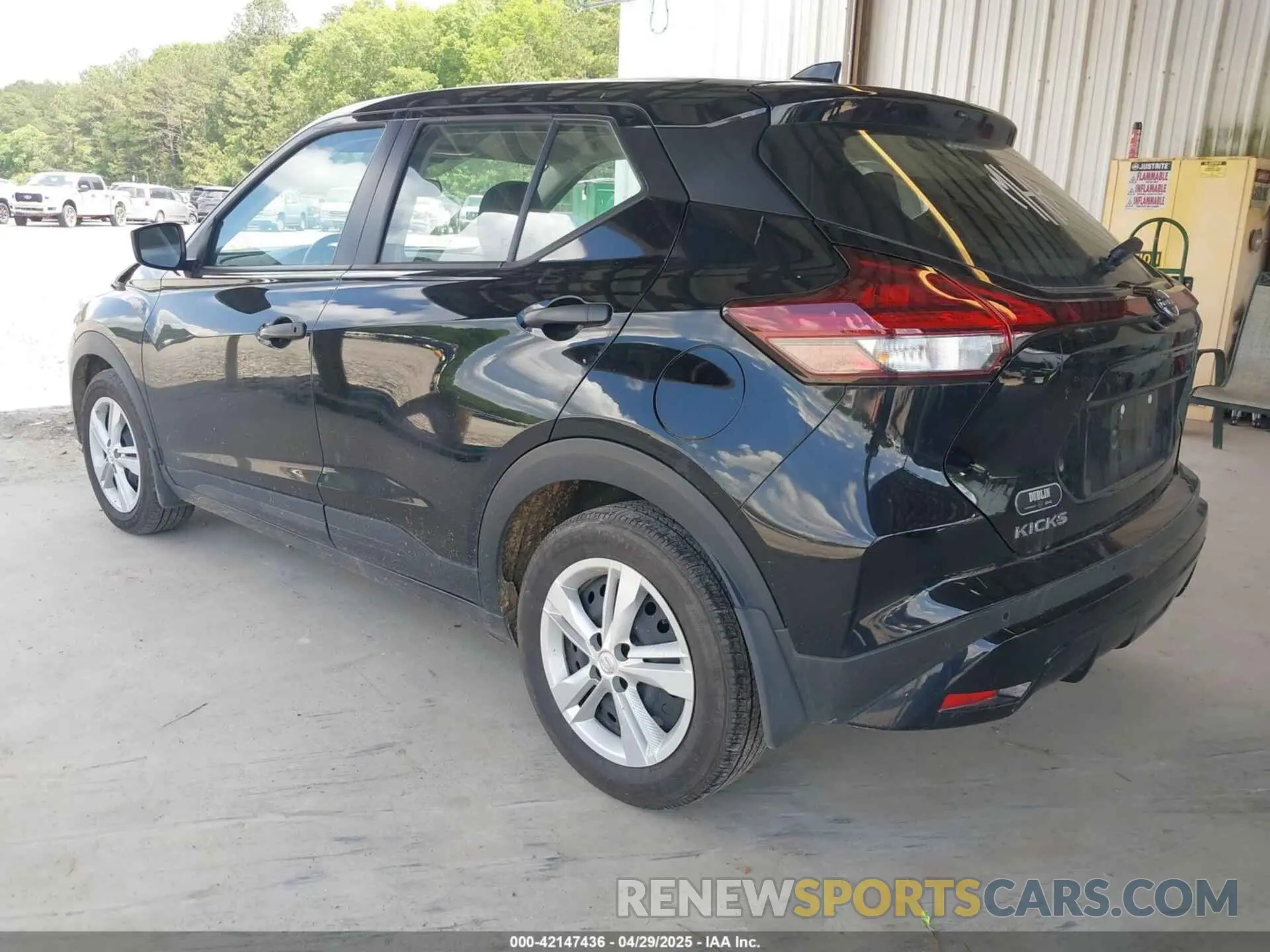 3 Photograph of a damaged car 3N1CP5BV5RL566222 NISSAN KICKS 2024