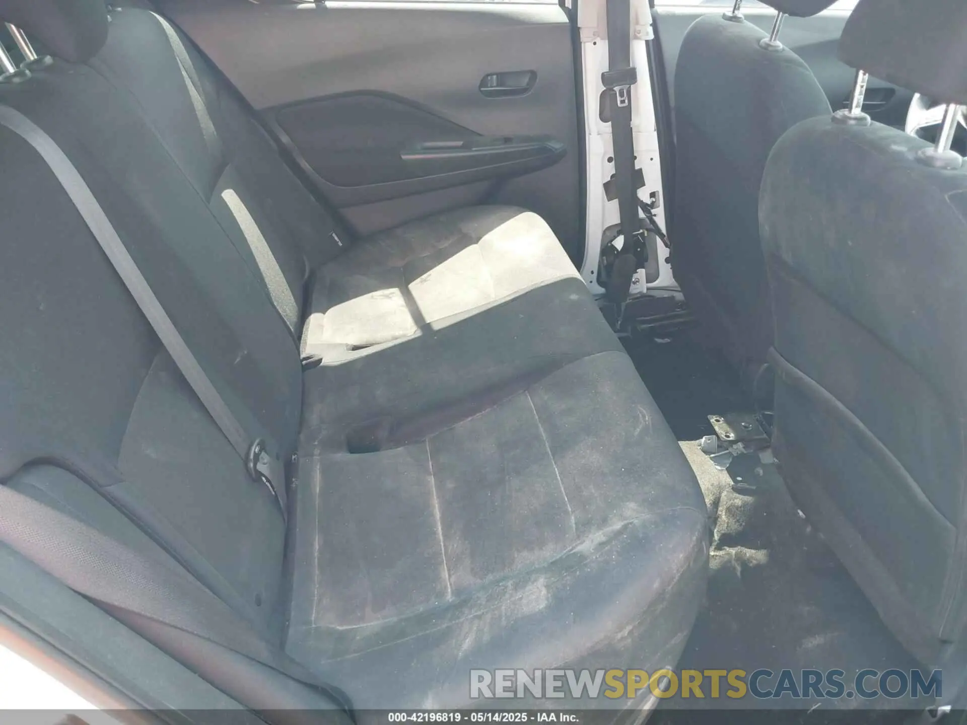 8 Photograph of a damaged car 3N1CP5BV6RL475556 NISSAN KICKS 2024