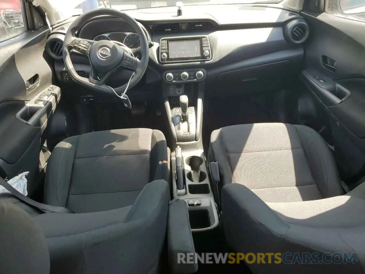8 Photograph of a damaged car 3N1CP5BV6RL505669 NISSAN KICKS 2024