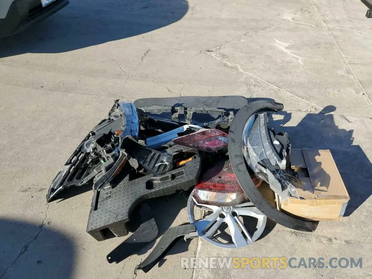 12 Photograph of a damaged car 3N1CP5BV6RL522908 NISSAN KICKS 2024