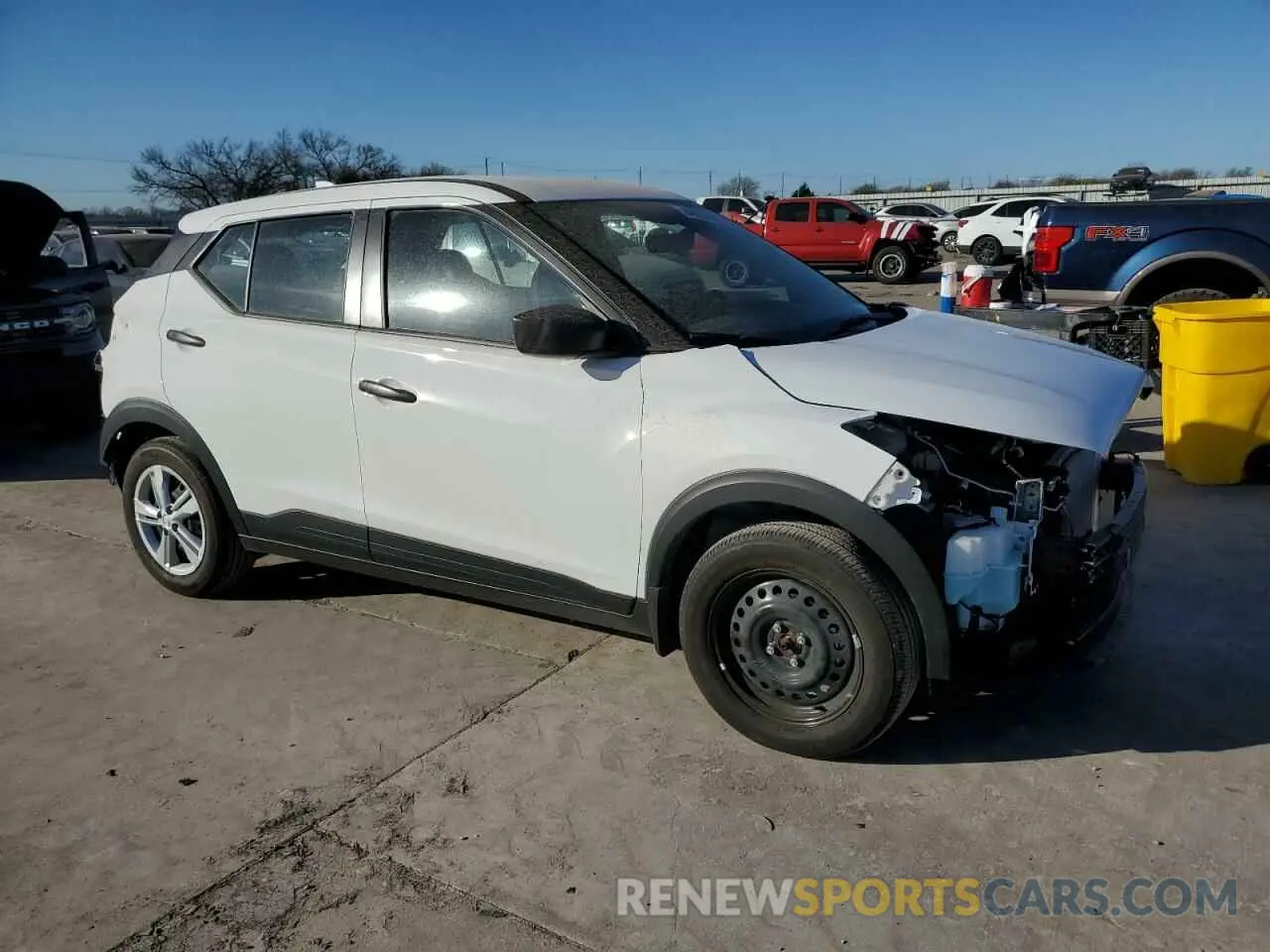 4 Photograph of a damaged car 3N1CP5BV6RL522908 NISSAN KICKS 2024