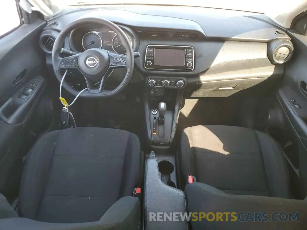 8 Photograph of a damaged car 3N1CP5BV6RL552121 NISSAN KICKS 2024