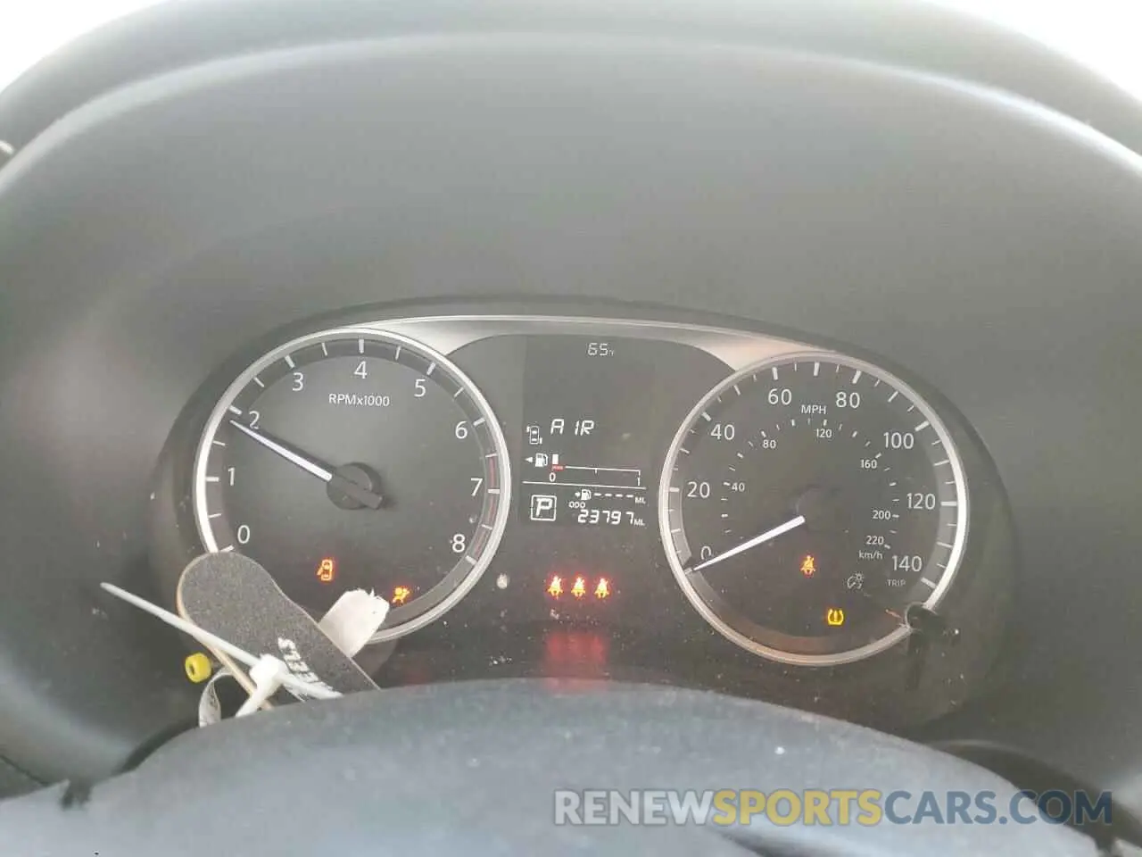 9 Photograph of a damaged car 3N1CP5BV6RL552121 NISSAN KICKS 2024