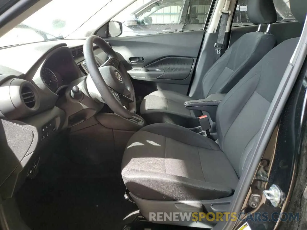7 Photograph of a damaged car 3N1CP5BV6RL555715 NISSAN KICKS 2024