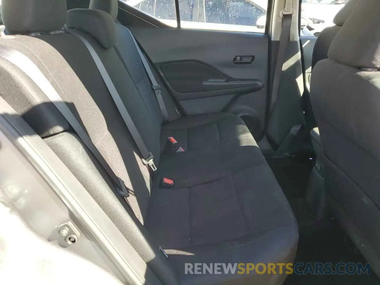 11 Photograph of a damaged car 3N1CP5BV6RL580274 NISSAN KICKS 2024