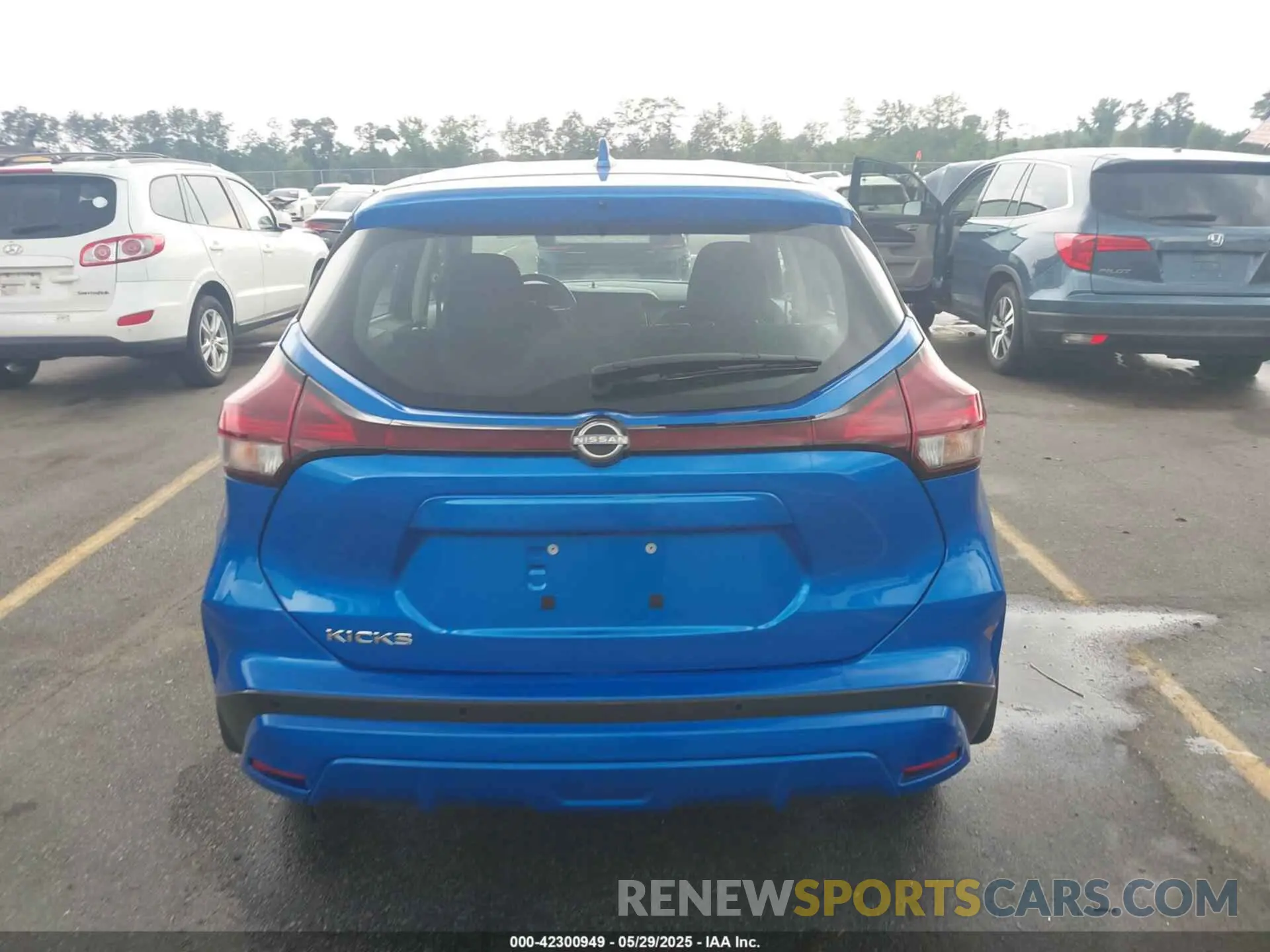 16 Photograph of a damaged car 3N1CP5BV7RL475386 NISSAN KICKS 2024
